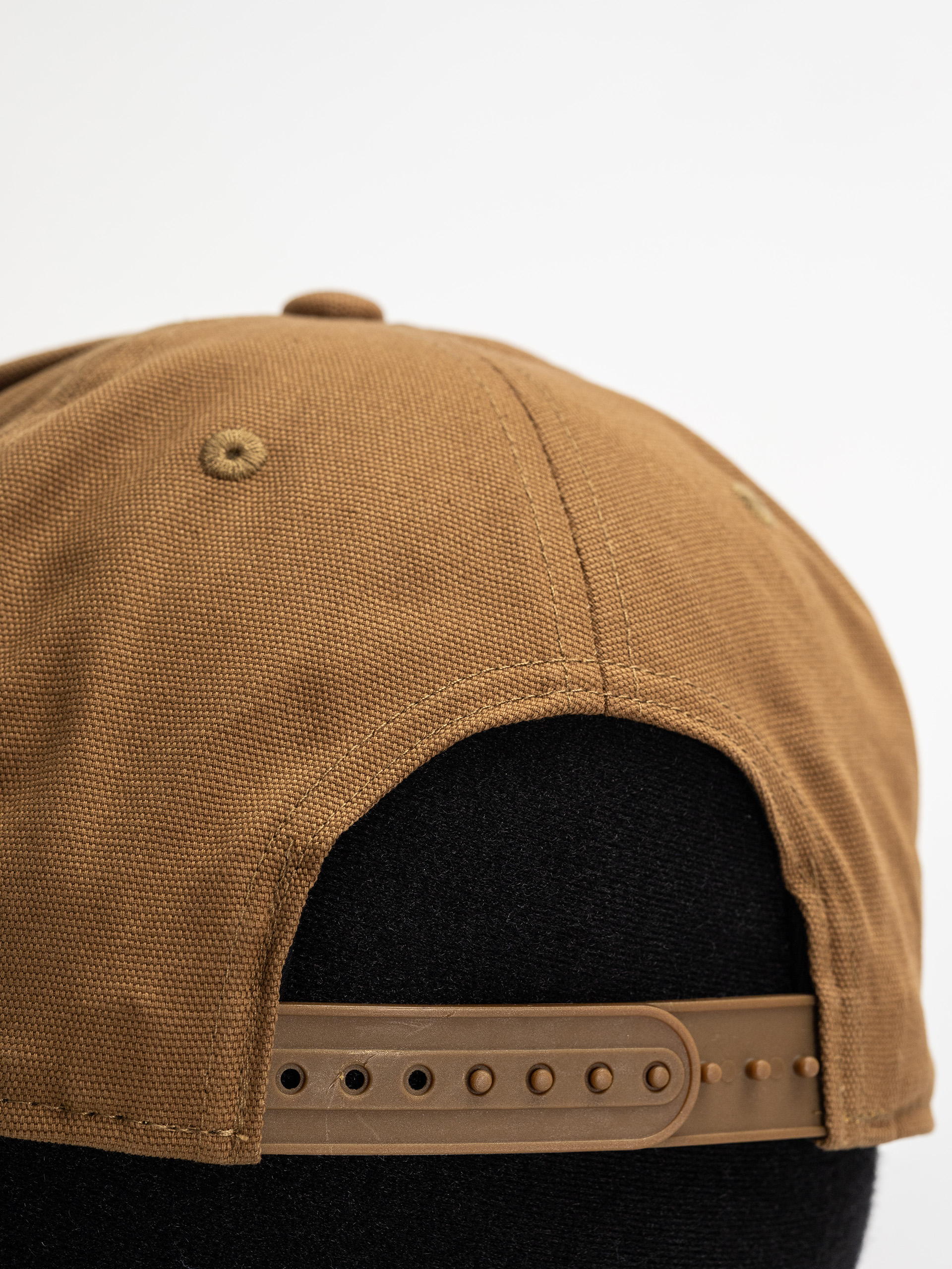 Kšiltovka Carhartt WIP Logo (hamilton brown)
