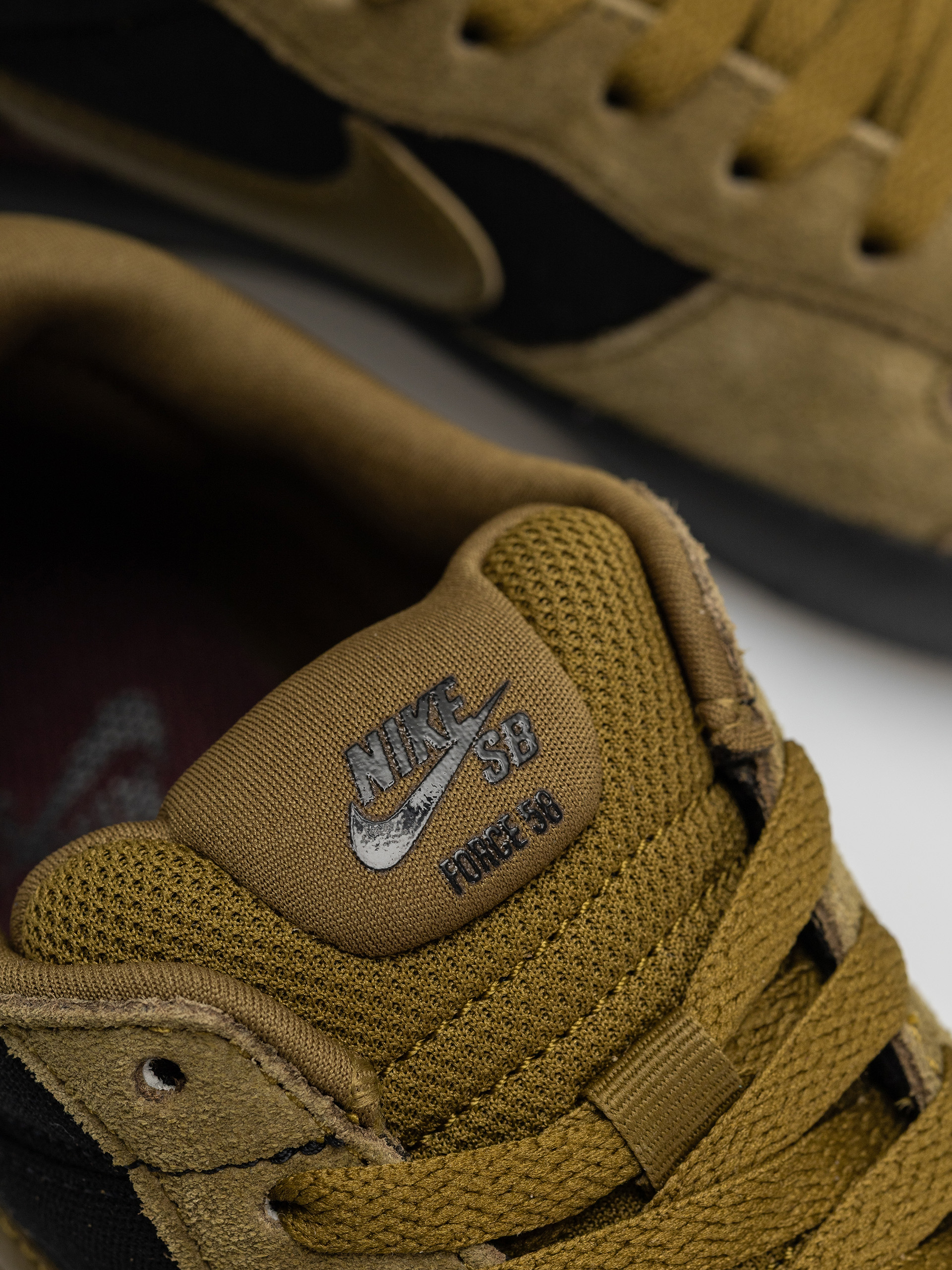 Boty Nike SB Force 58 (black/olive flak burgundy crush off noir)