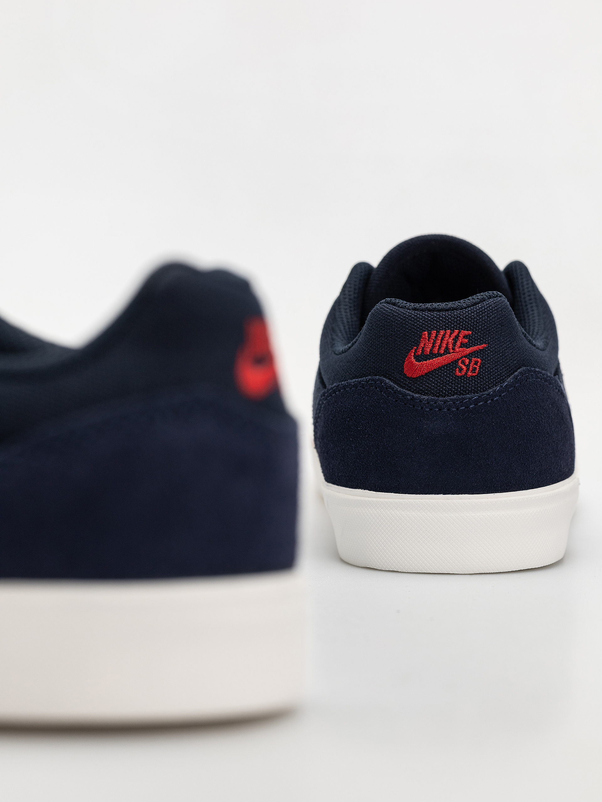 Boty Nike SB Malor (obsidian/gym red midnight navy)