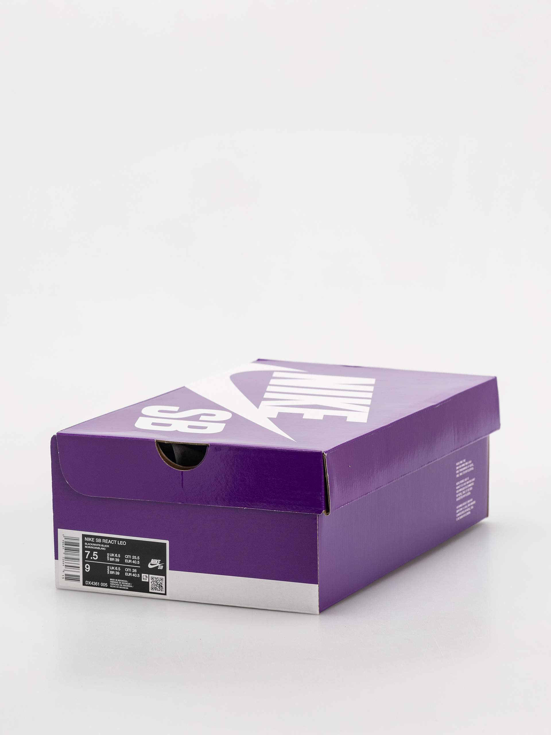 Boty Nike SB React Leo (black/white black gum light brown)