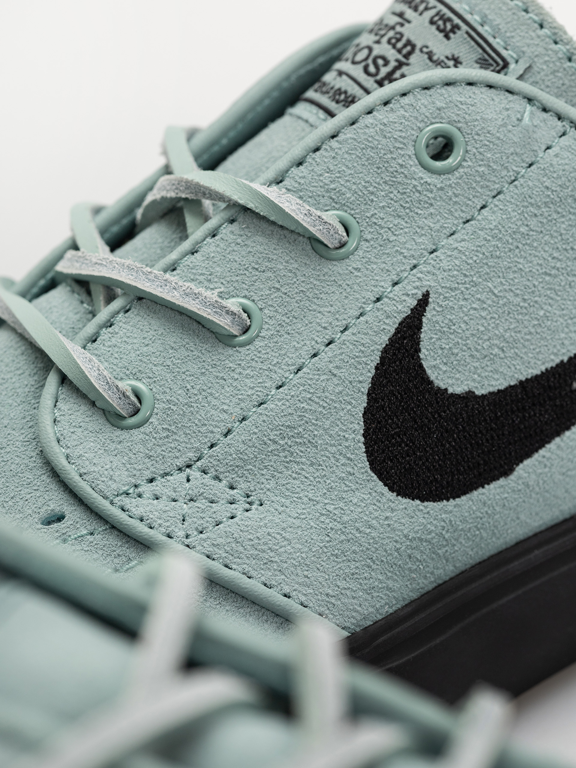 Boty Nike SB Zoom Janoski OG+ (cannon/black black gum light brown)