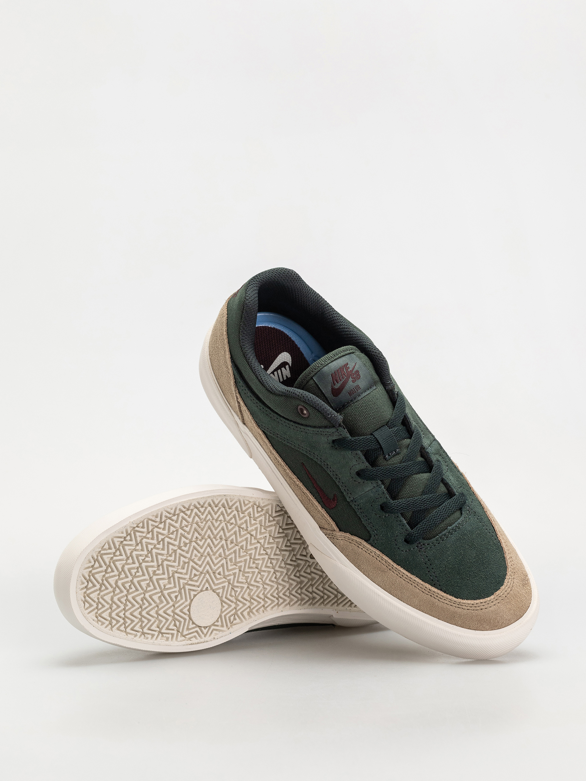 Boty Nike SB Malor (seaweed/burgundy crush khaki phantom)