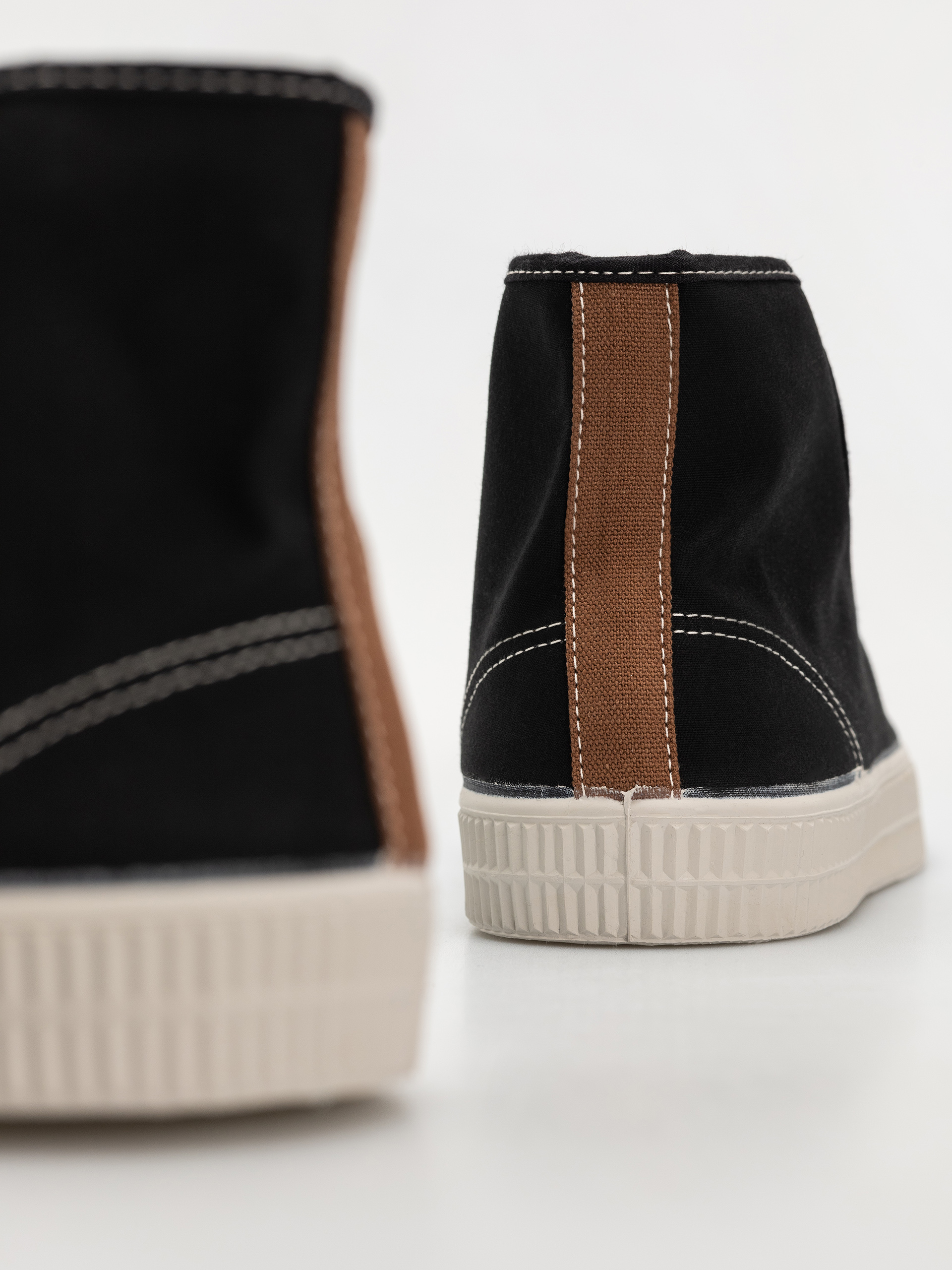 Boty Novesta Star Dribble (wax black)