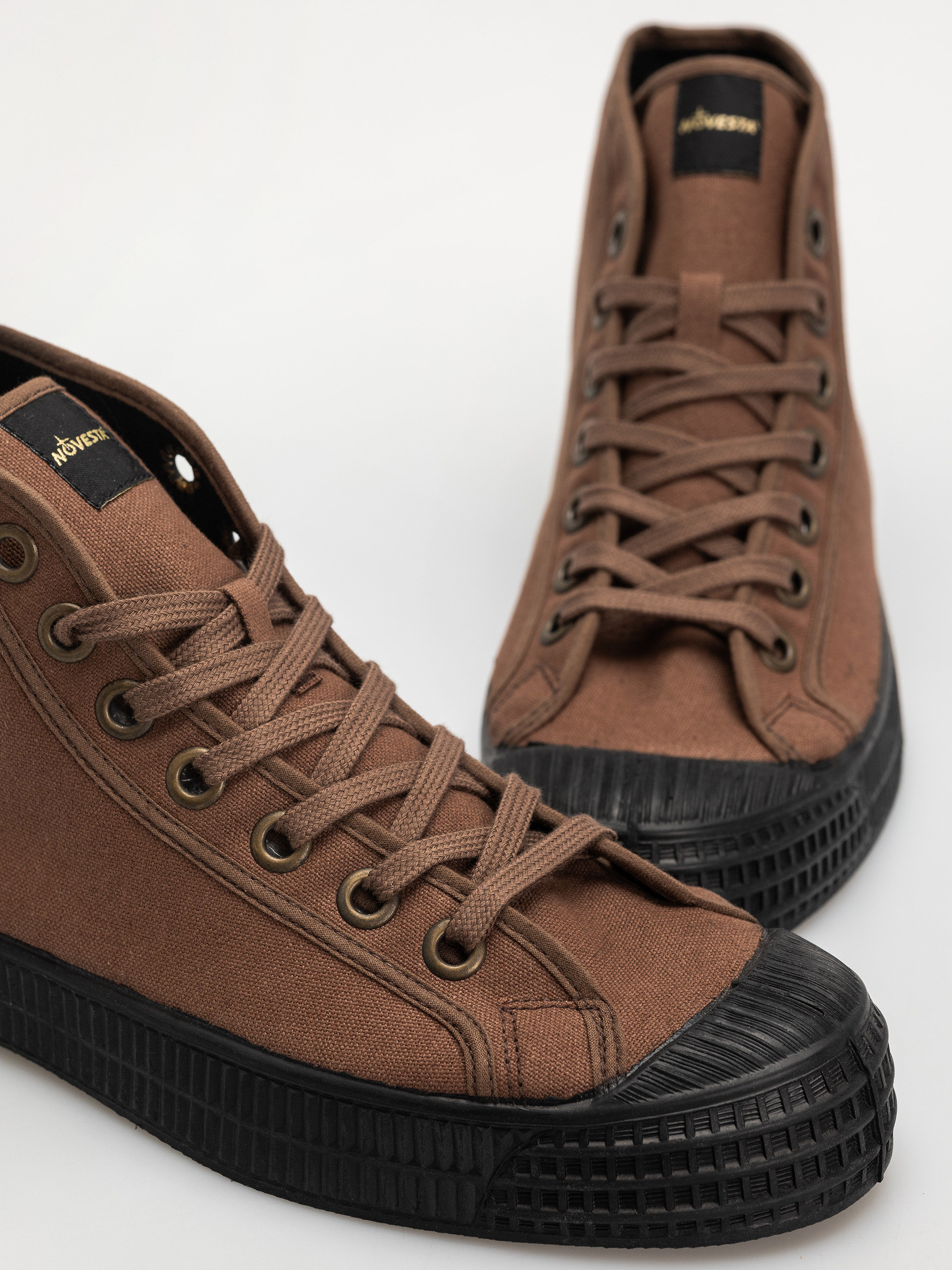 Boty Novesta Star Dribble (potting soil)