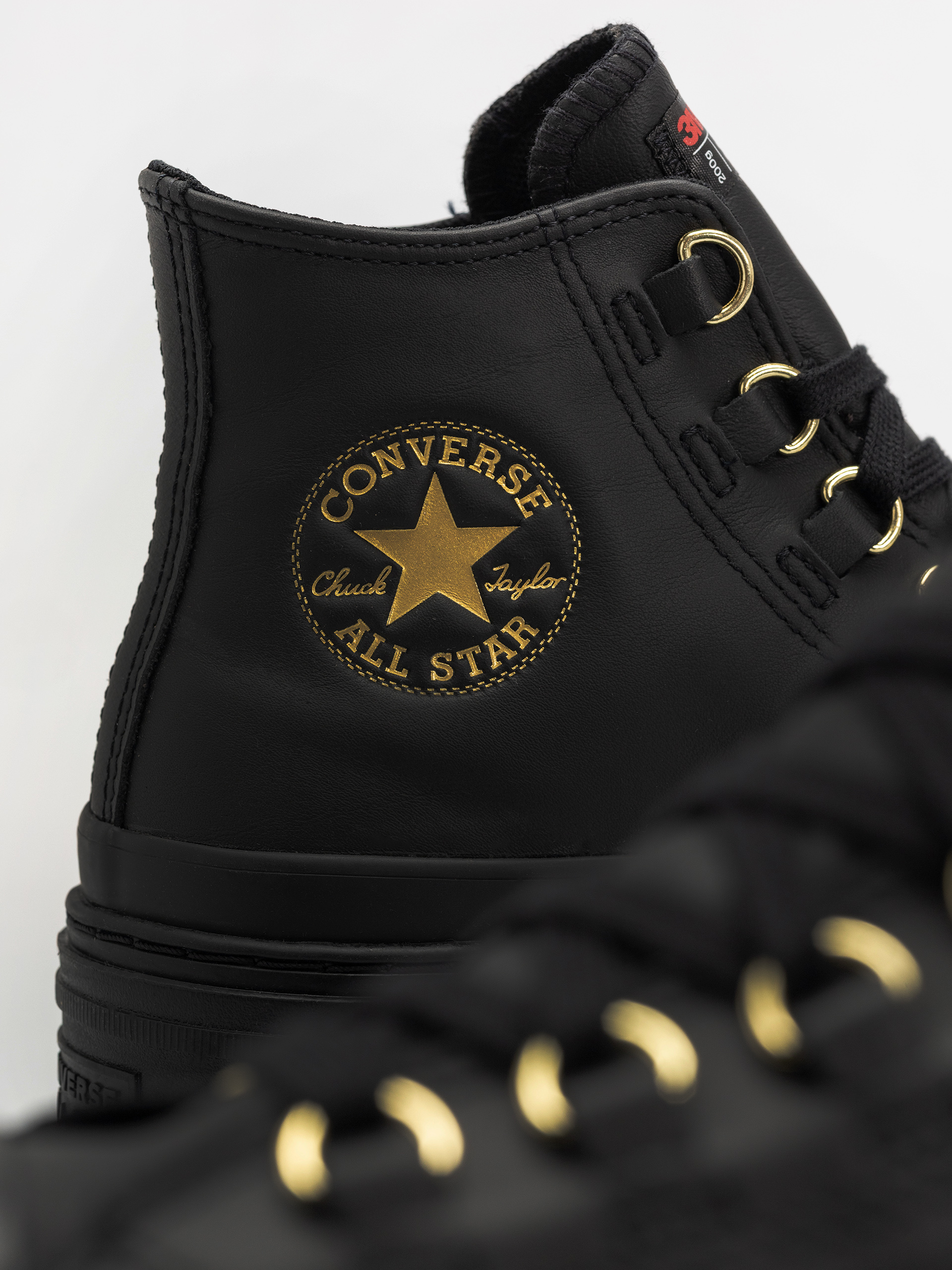 Boty Converse Chuck Taylor All Star Lugged Heel Wmn (black/black/gold)