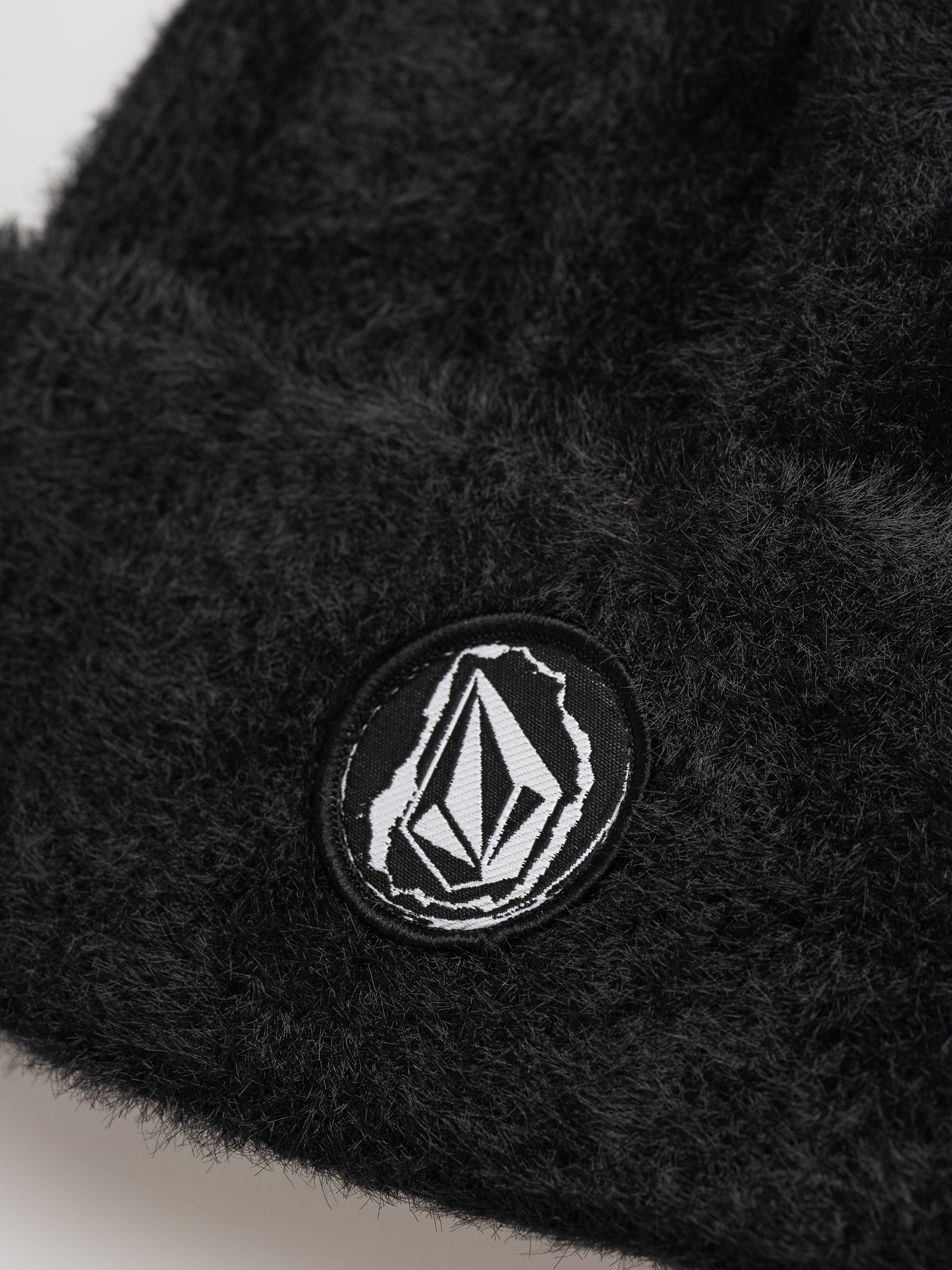 Čepice Volcom Fuzz Teddy Wmn (black)