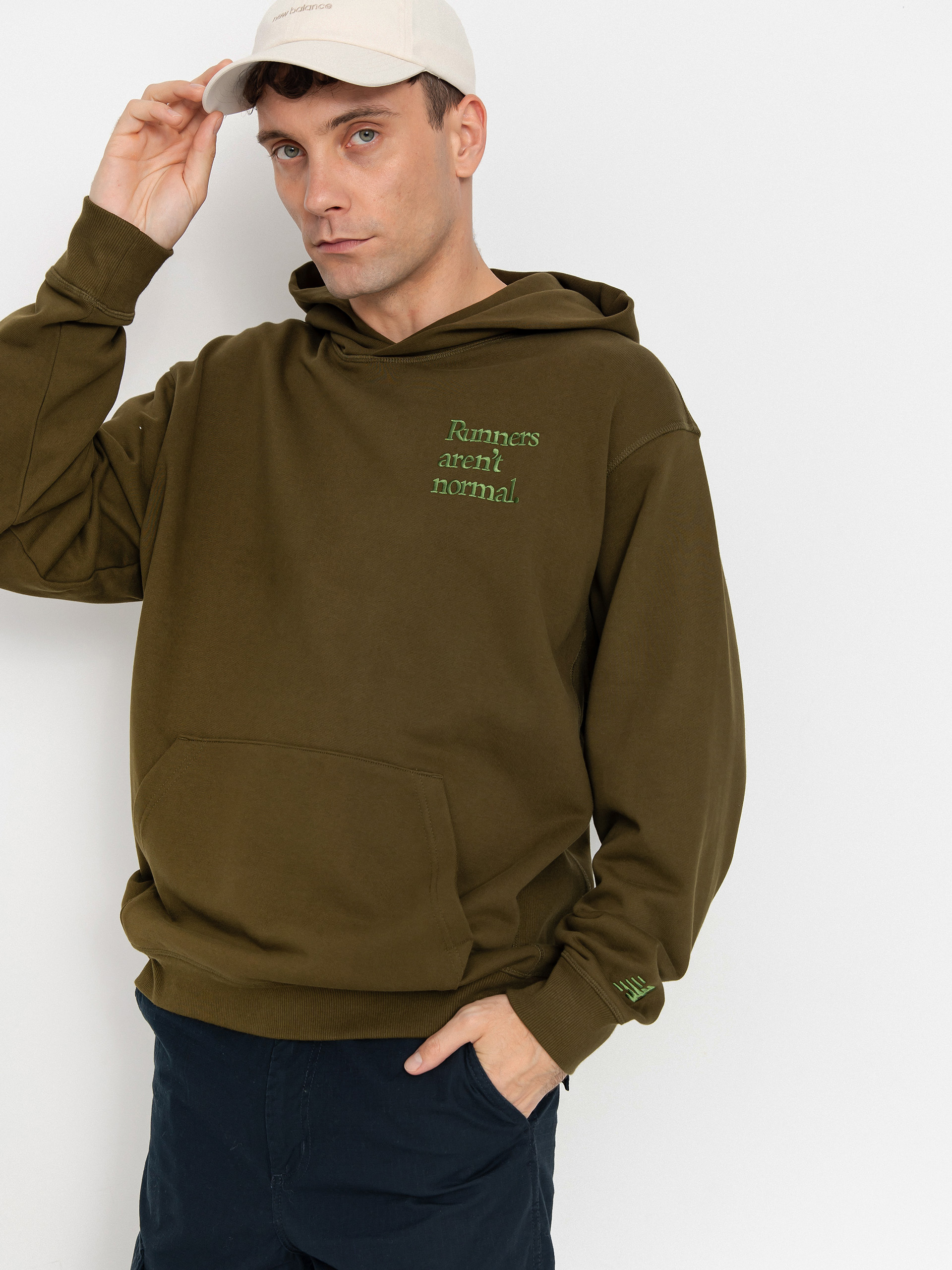 Mikina s kapucí New Balance Athletics Runners Arent Normal HD (brown)