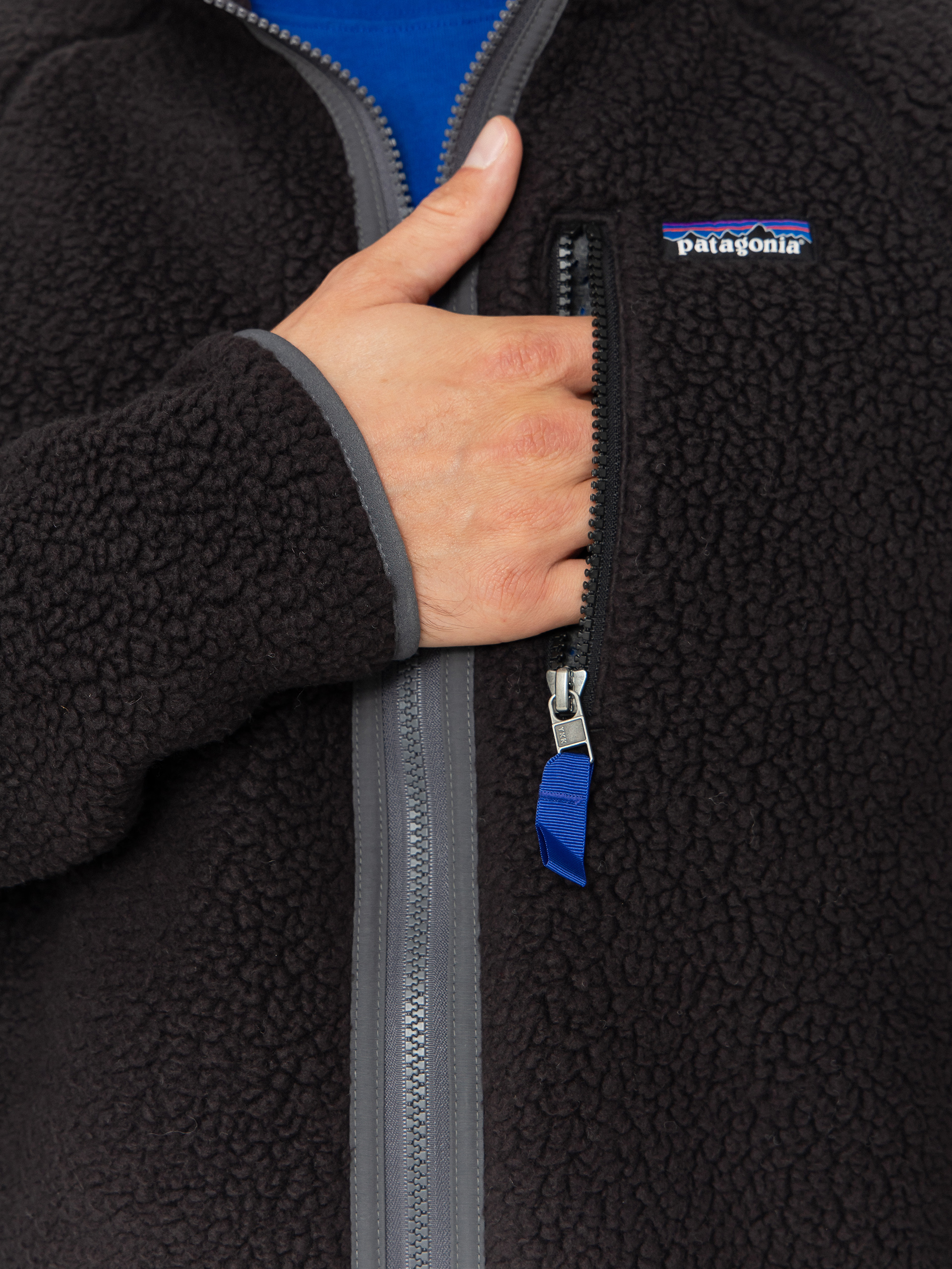 Bunda Patagonia Retro Pile (black w/forge grey)