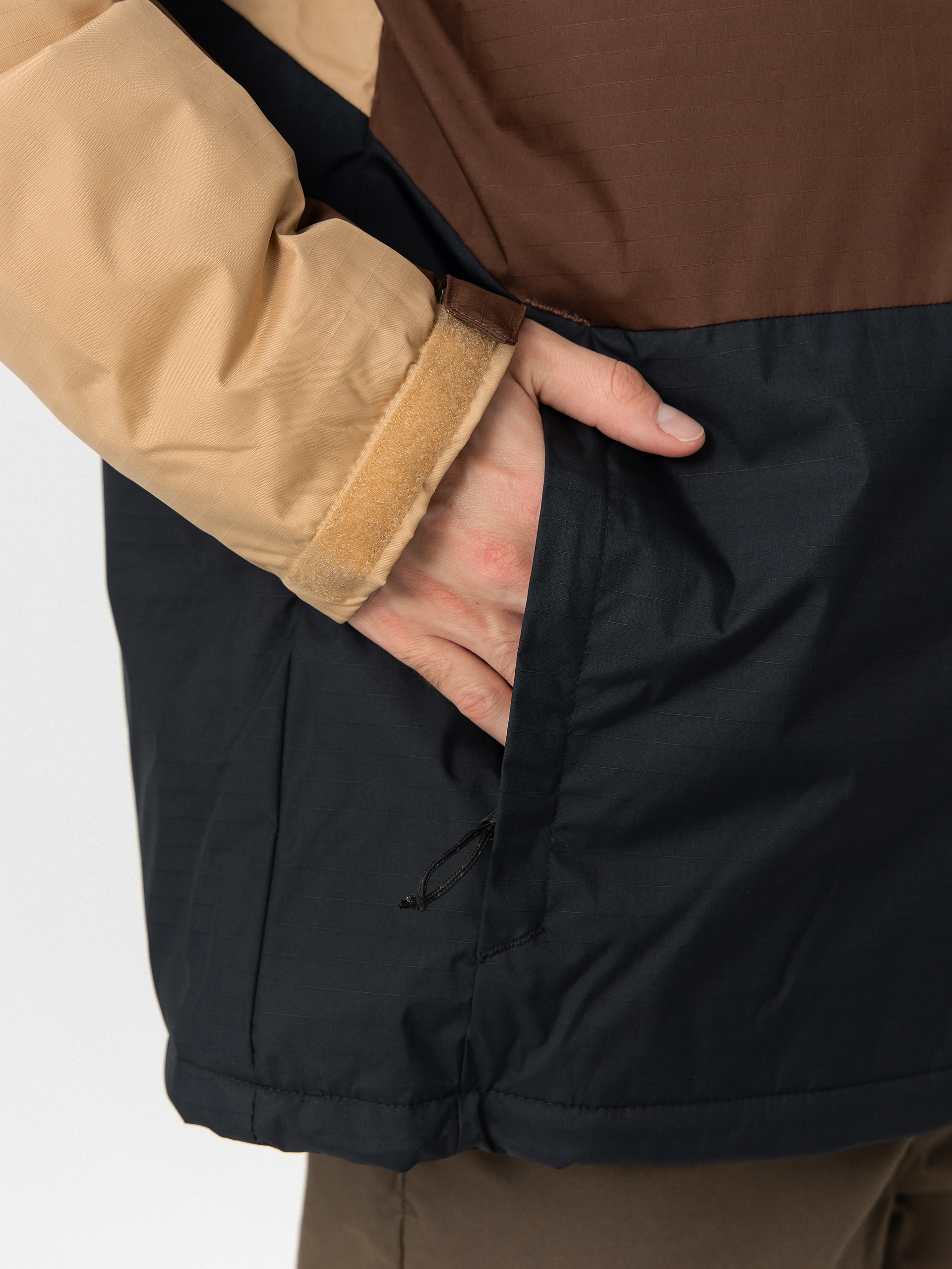 Bunda Columbia Point Park II Insulated (black/tobacco)