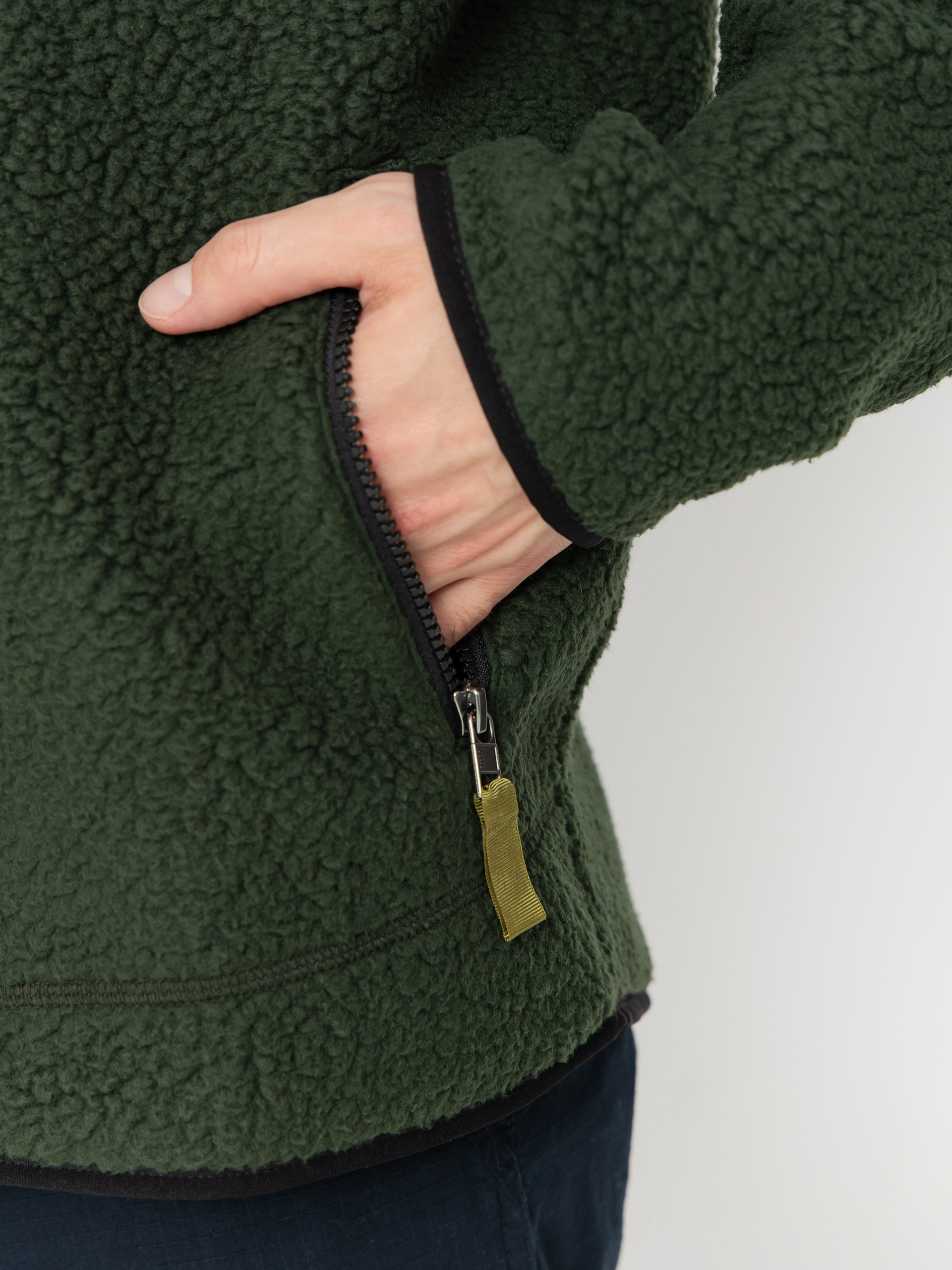 Bunda Patagonia Retro Pile (old growth green)