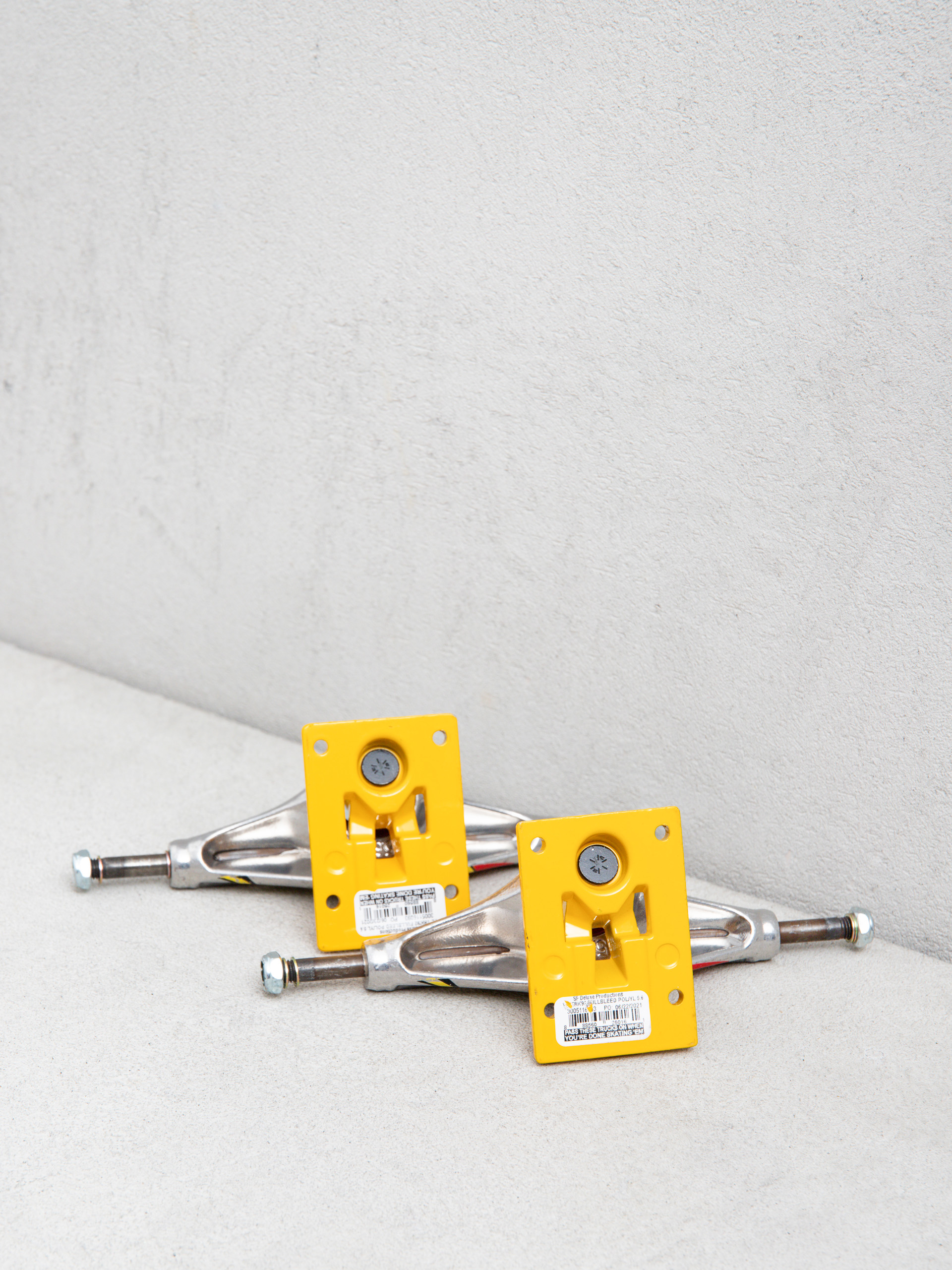 Trucky Venture Full Bleed (polished/yellow)