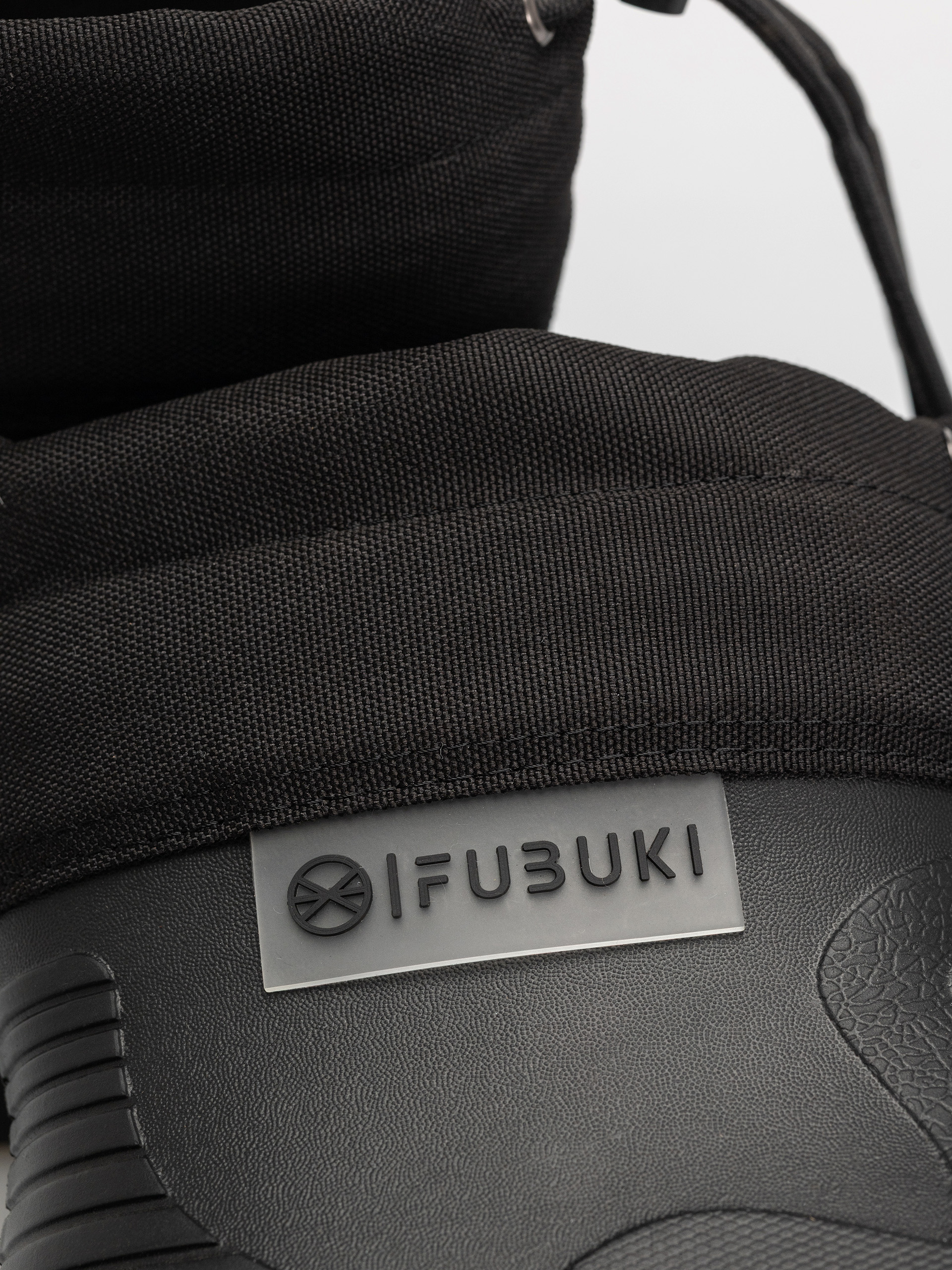 Boty Fubuki Niseko 3.0 Low (black)
