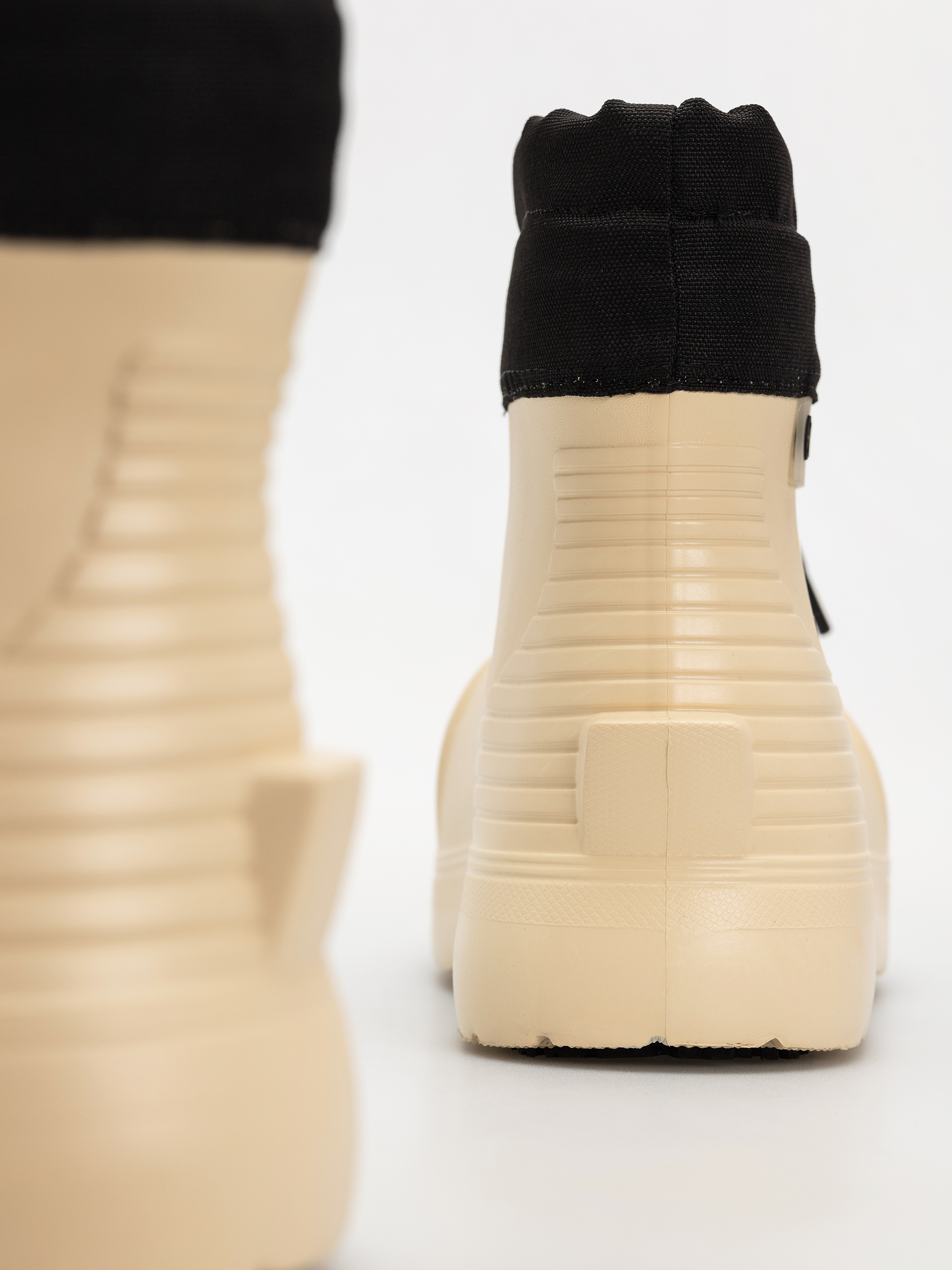 Boty Fubuki Niseko 3.0 Low (sand)