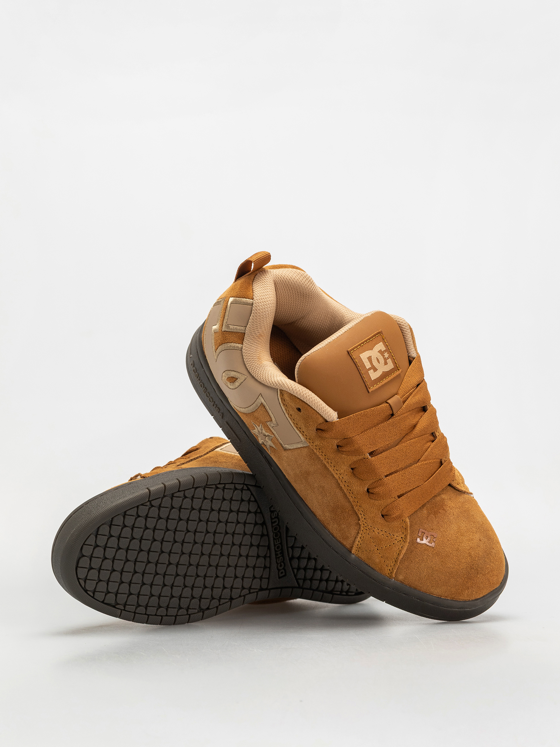Boty DC Court Graffik Se (brown/gum)