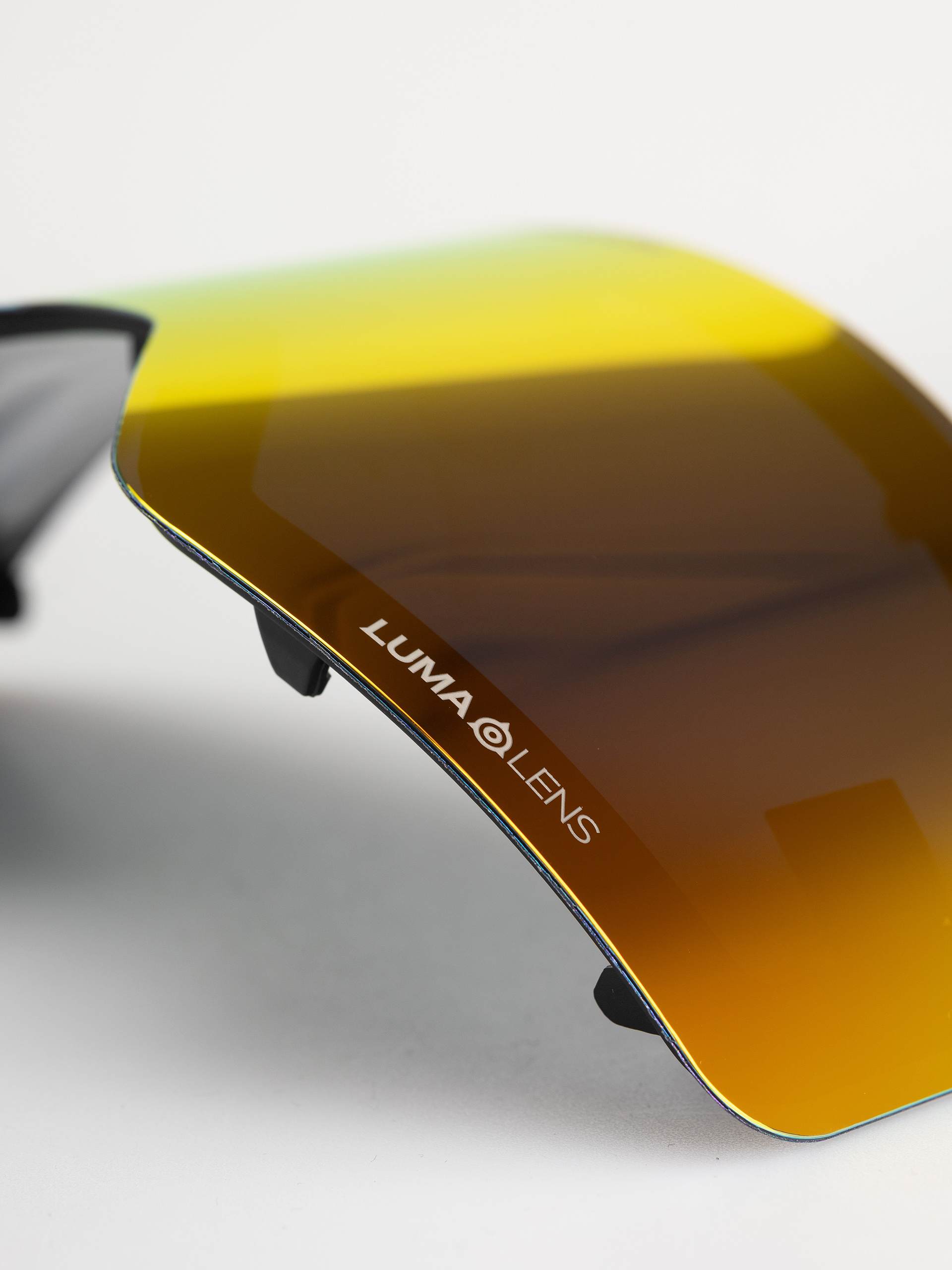 Sklo na snowboardové brýle  Dragon R1 (lumalens red ion)