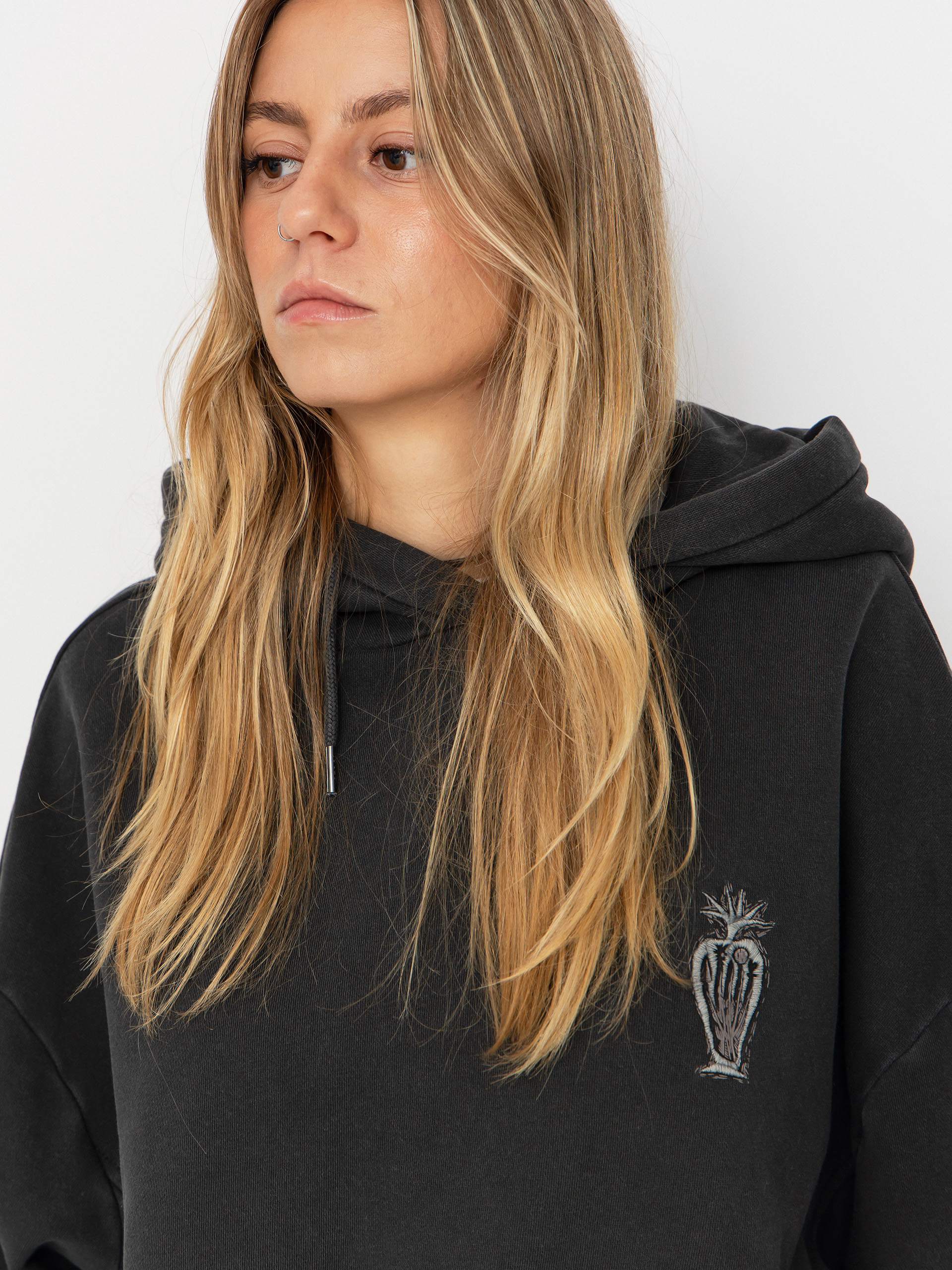 Mikina s kapucí Volcom Fa Vaderetro HD Wmn (vintage black)