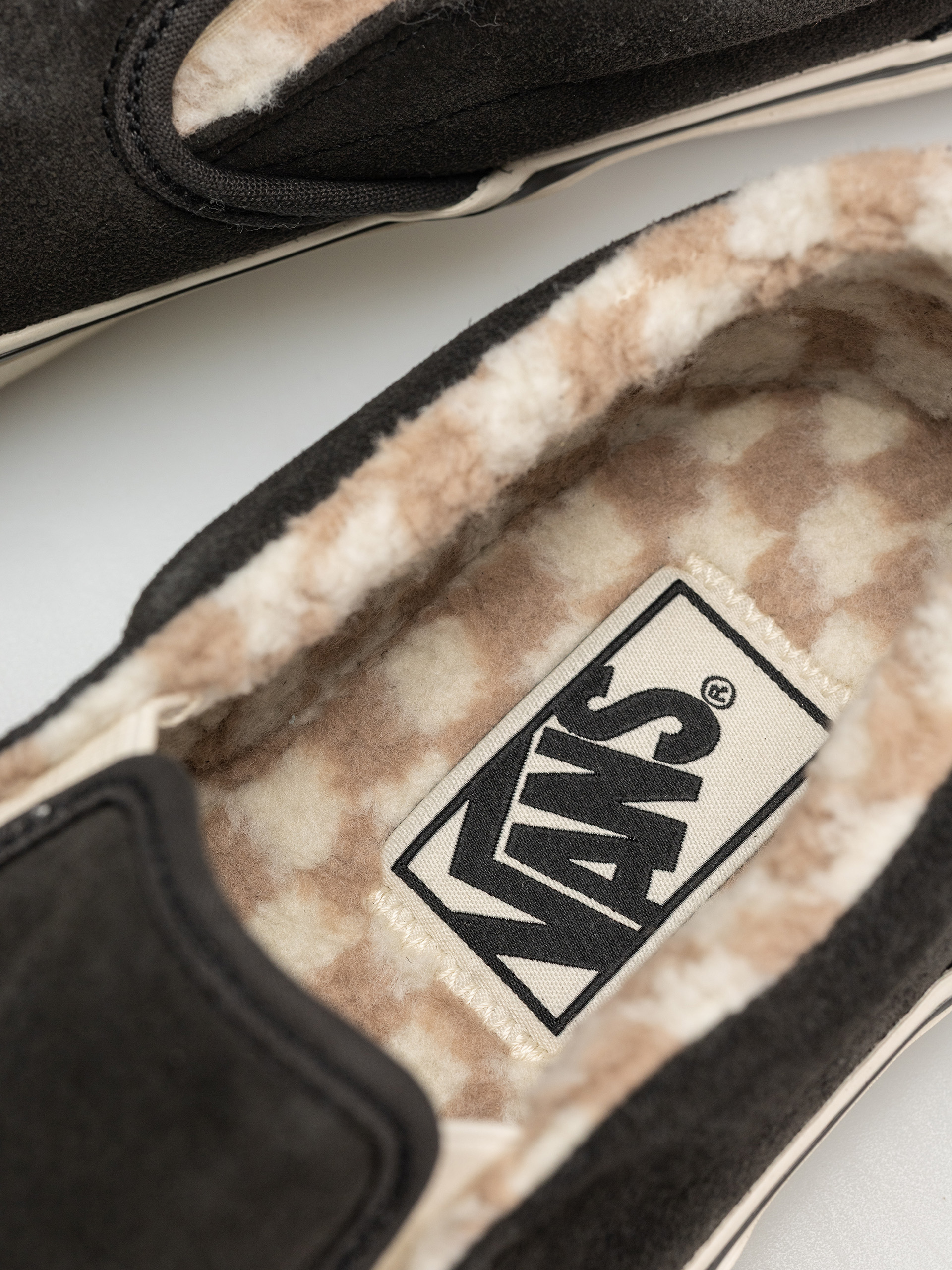 Boty Vans Classic Slip On (cozy hug faded black)