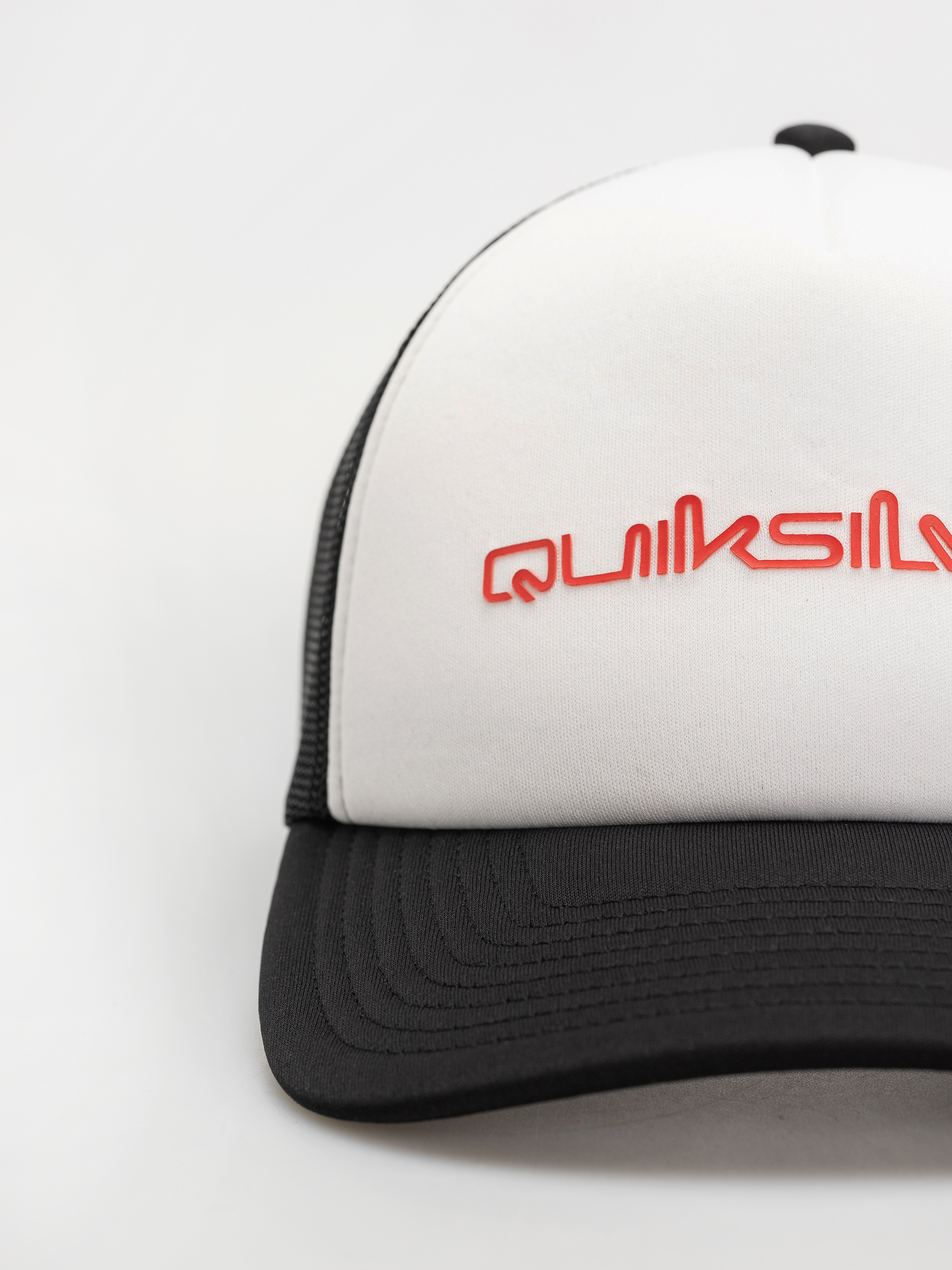 Kšiltovka  Quiksilver Omni Trucker (white)