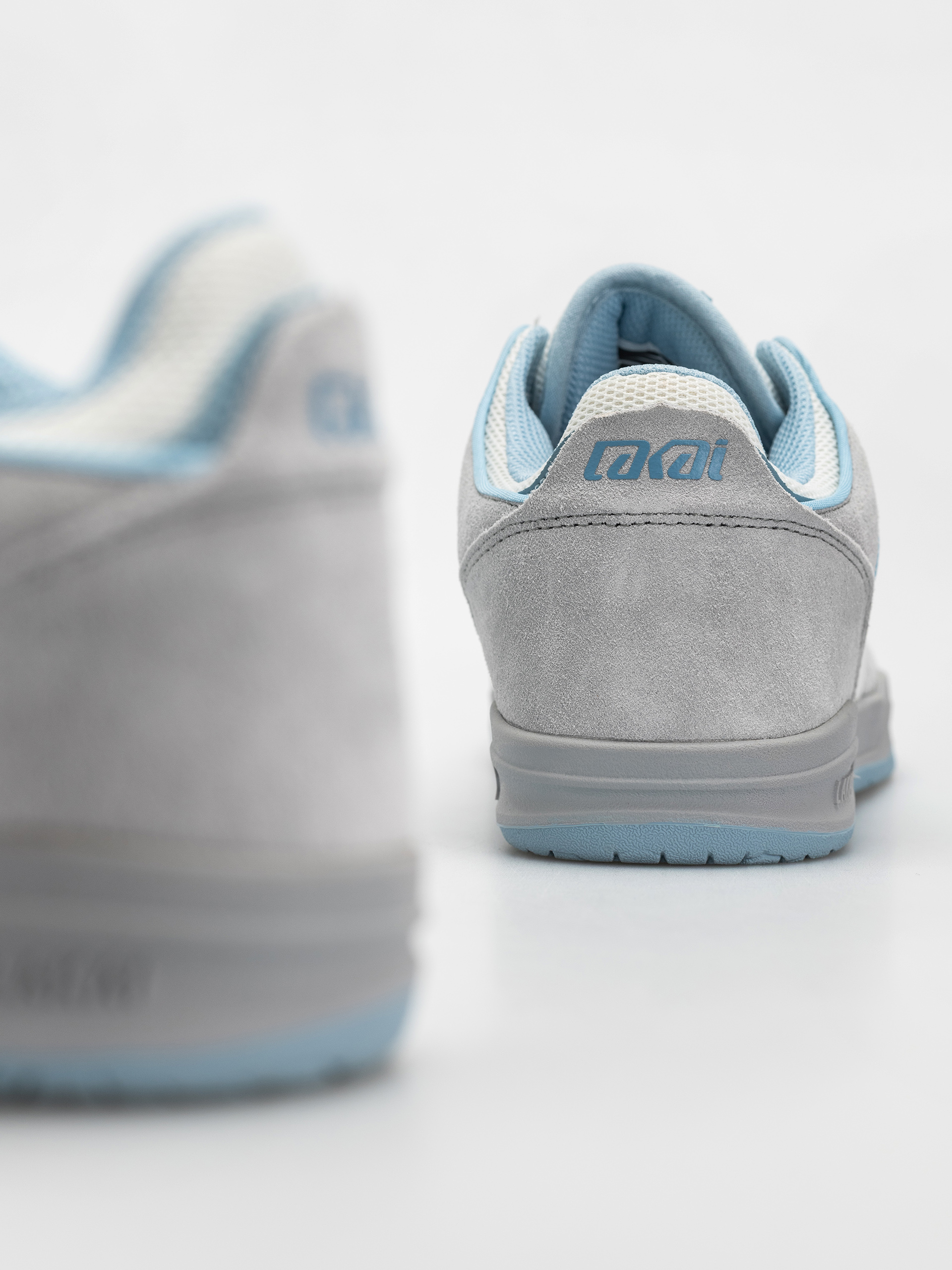 Boty Lakai Telford Low (grey suede desaturated blue)