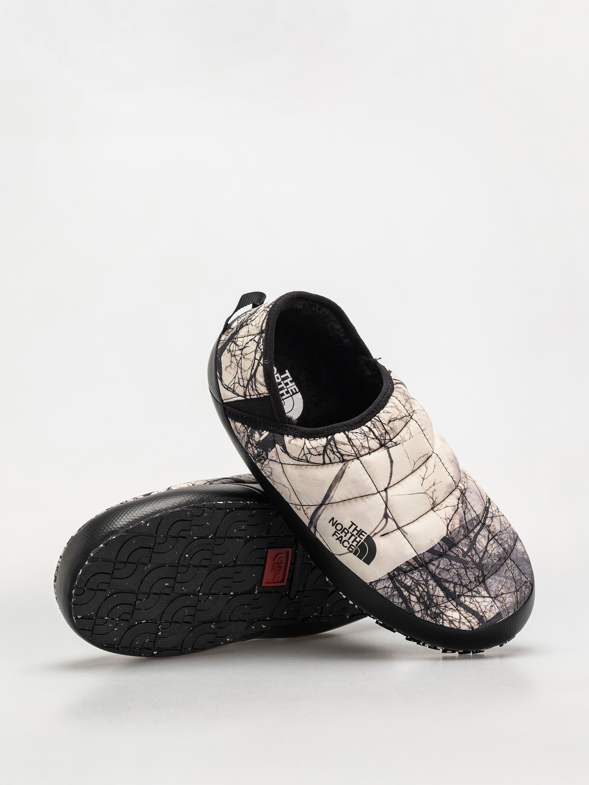 Boty The North Face Thermoball Traction Mule V (image lift camo white d)