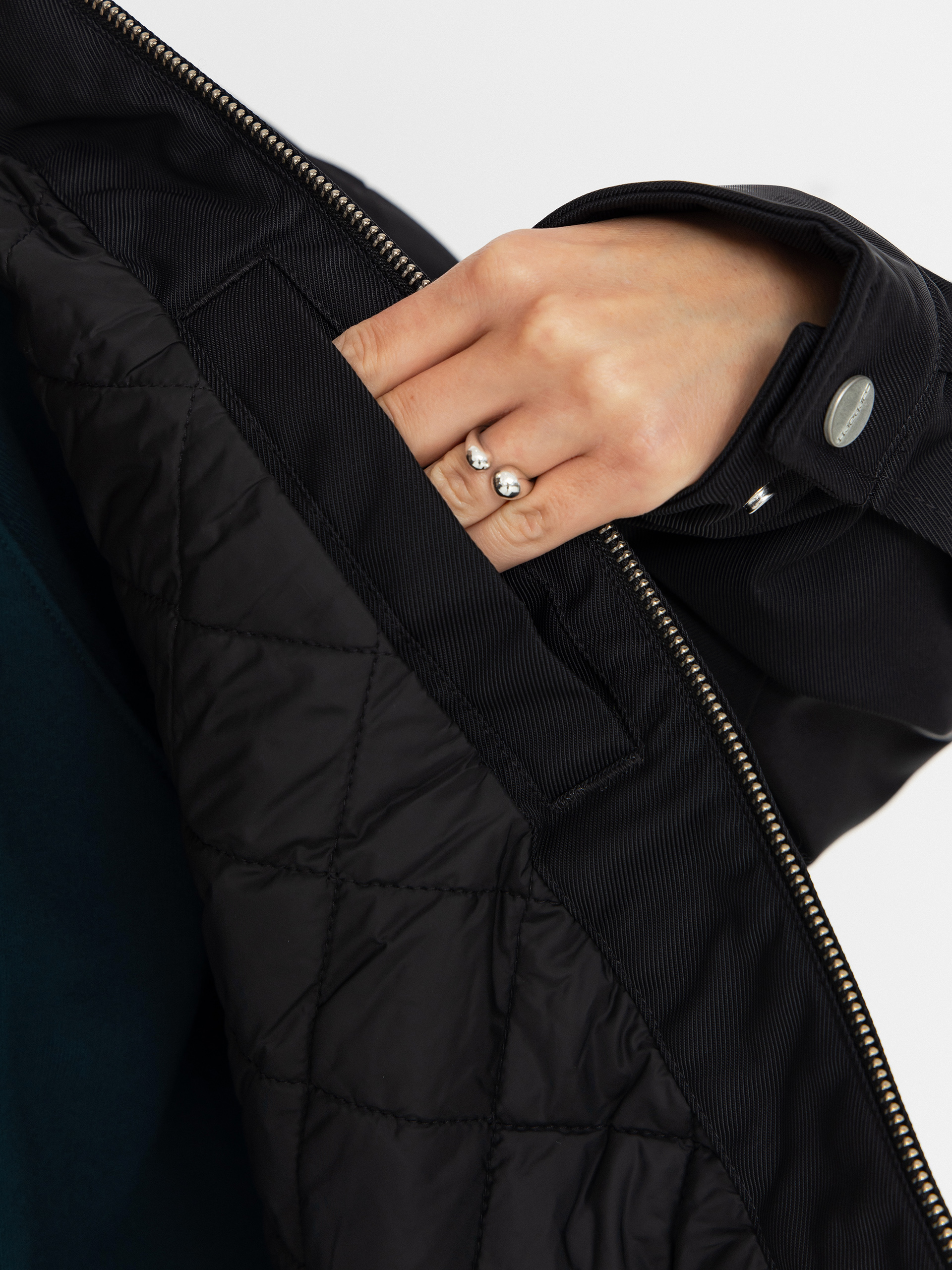 Bunda Carhartt WIP Leroy Wmn (black)