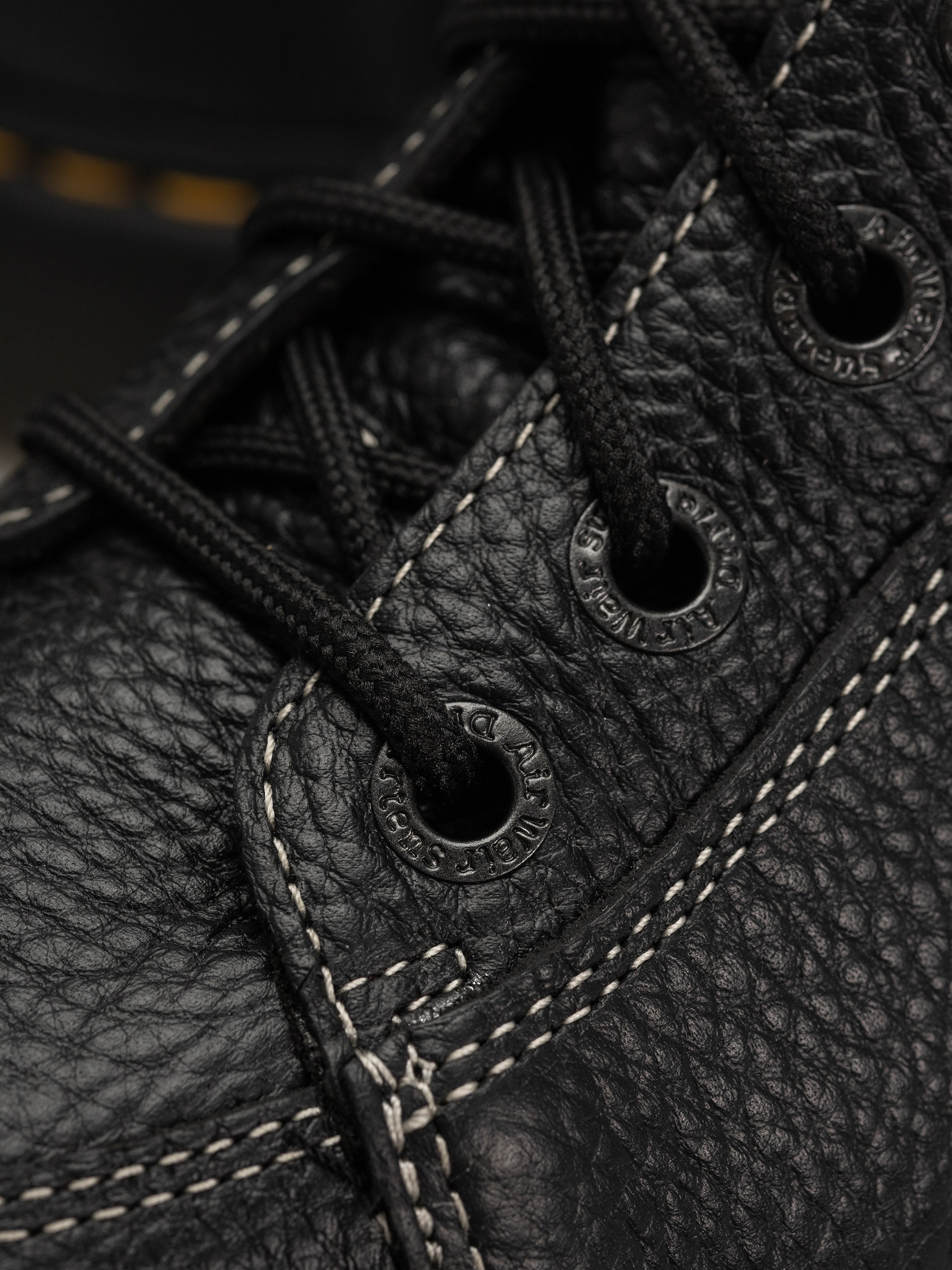 Boty Dr. Martens Buzz 8i Wmn (black milled nappa)