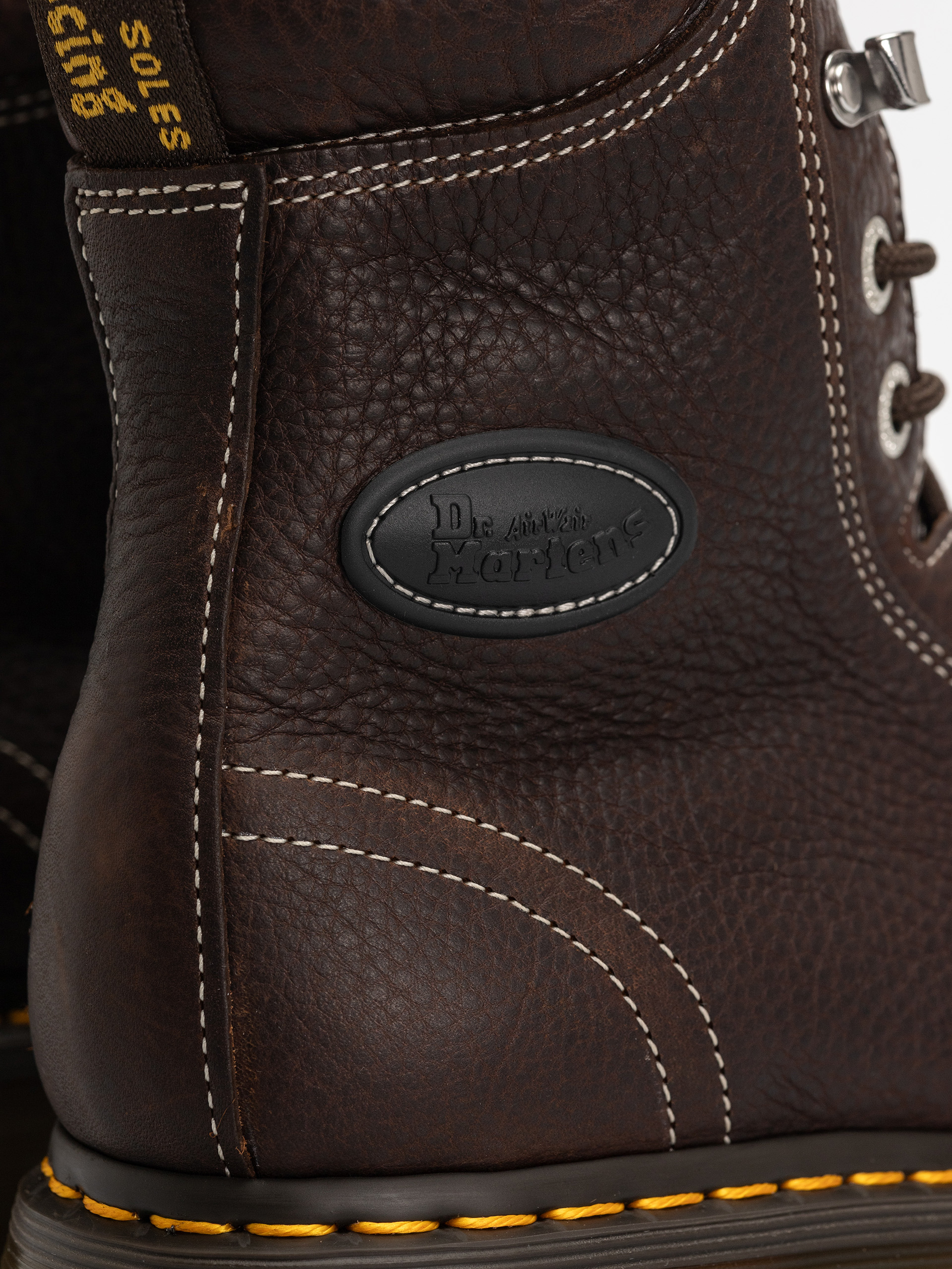 Boty Dr. Martens Buzz 8i Wmn (dark brown grizzly)