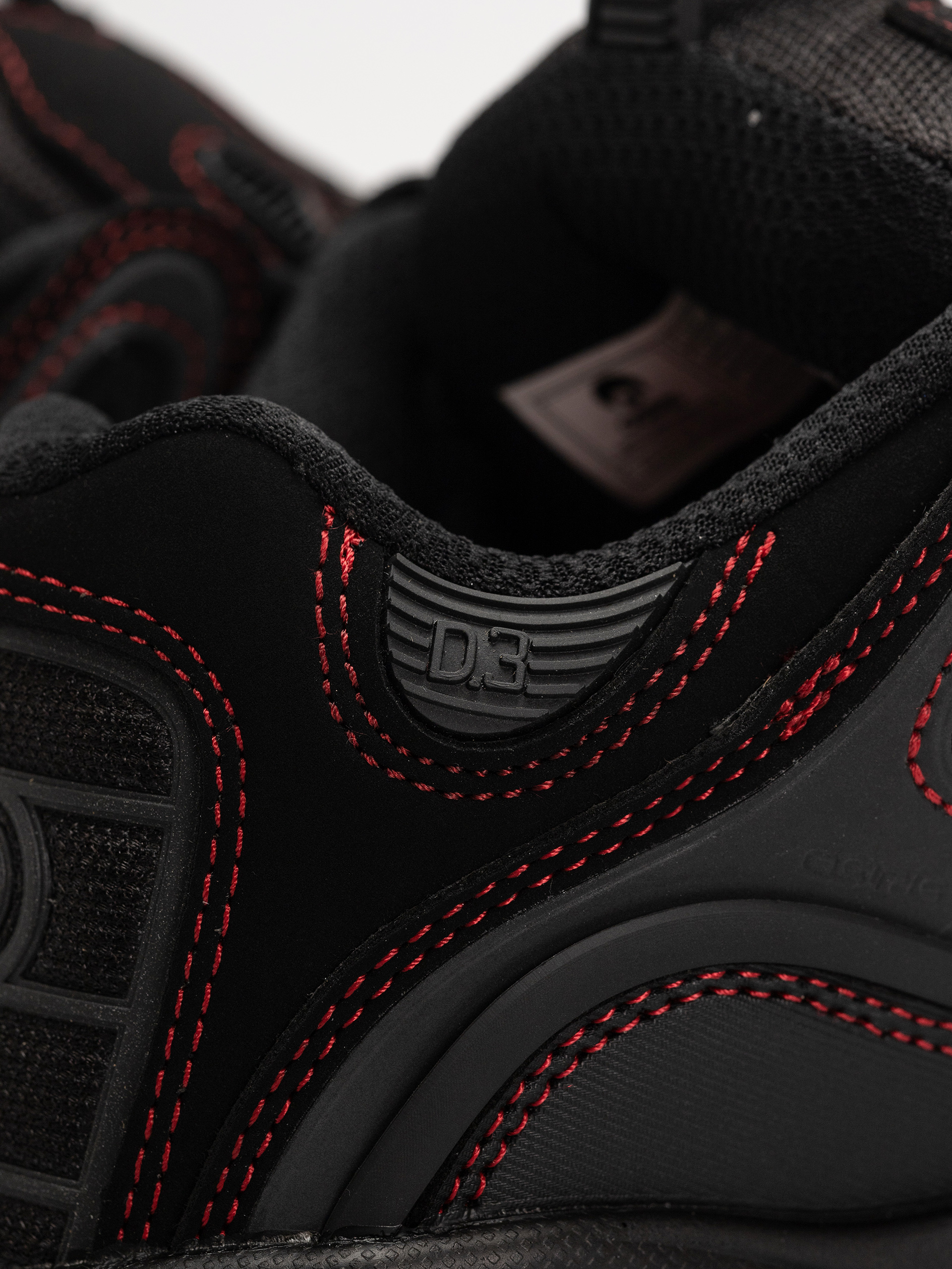 Boty Osiris D3 2001 (black/red/red)