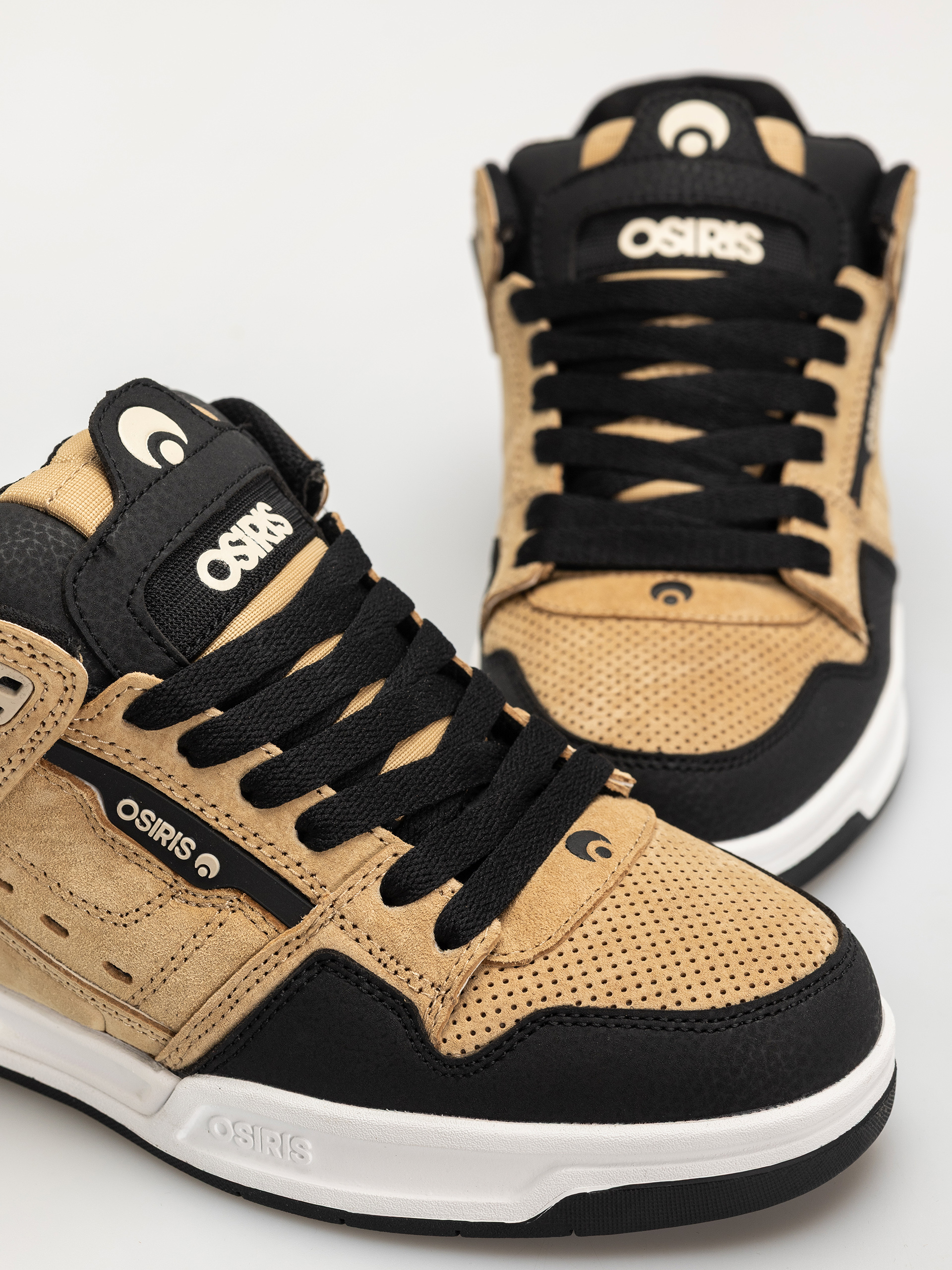 Boty Osiris Peril (tan/black/white)