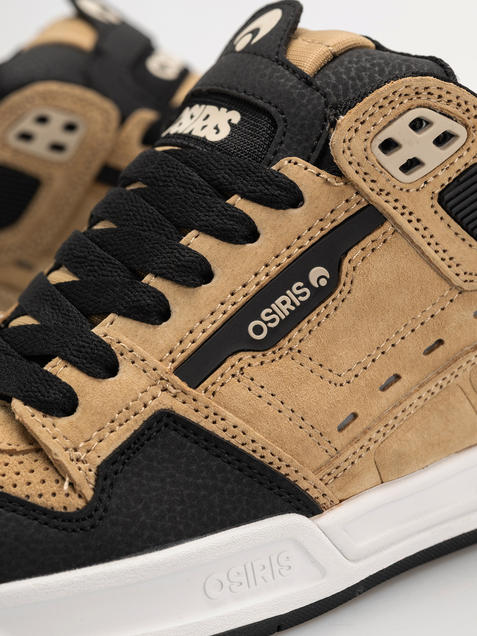 Boty Osiris Peril (tan/black/white)