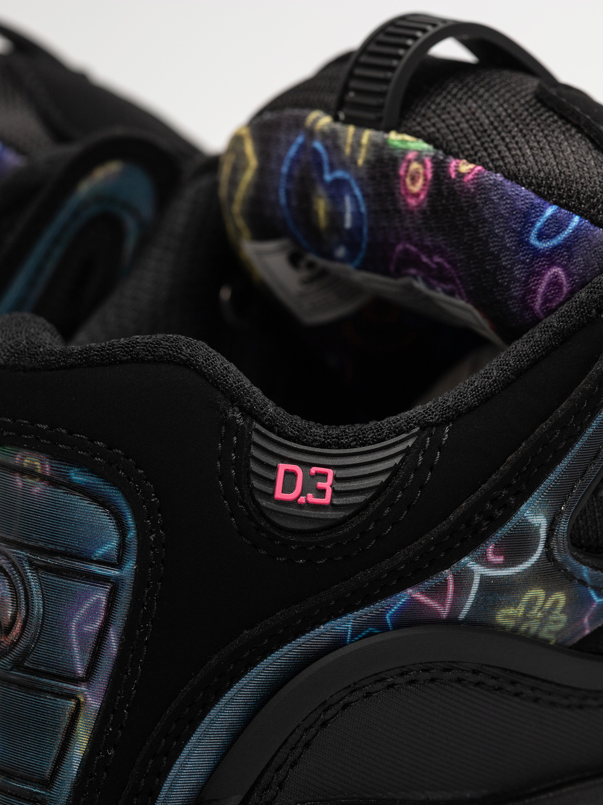 Boty Osiris D3 2001 (black/pink/holo)