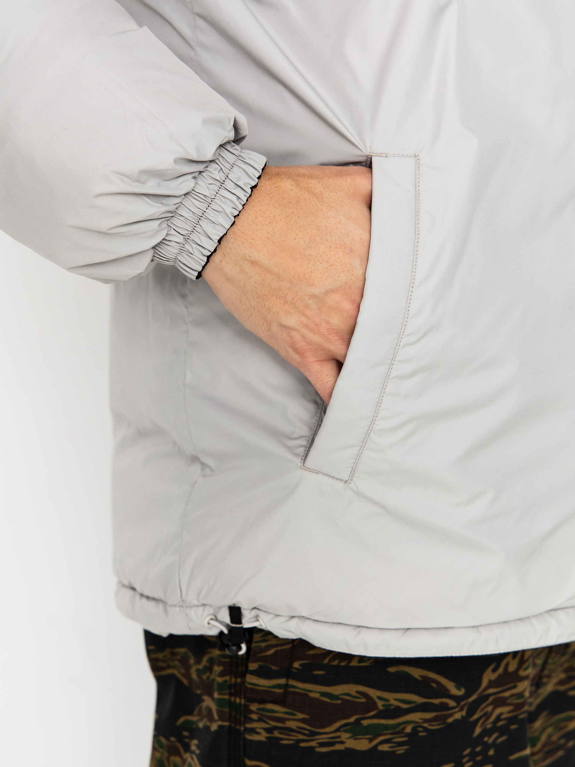 Bunda Helly Hansen Yu 23 Reversible Puffer (black)