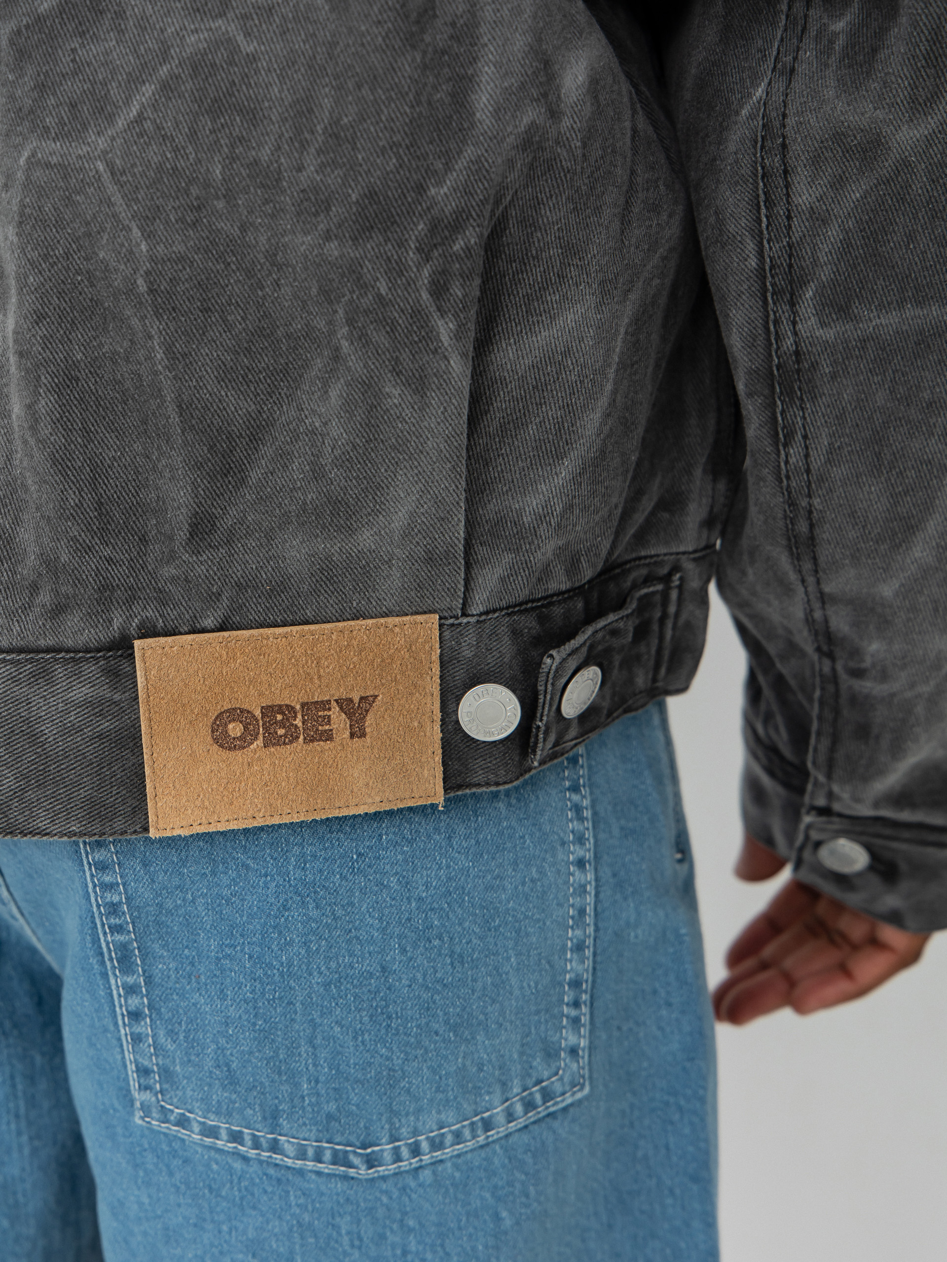 Bunda OBEY Obey Workman Zip (black wrinkle wash)