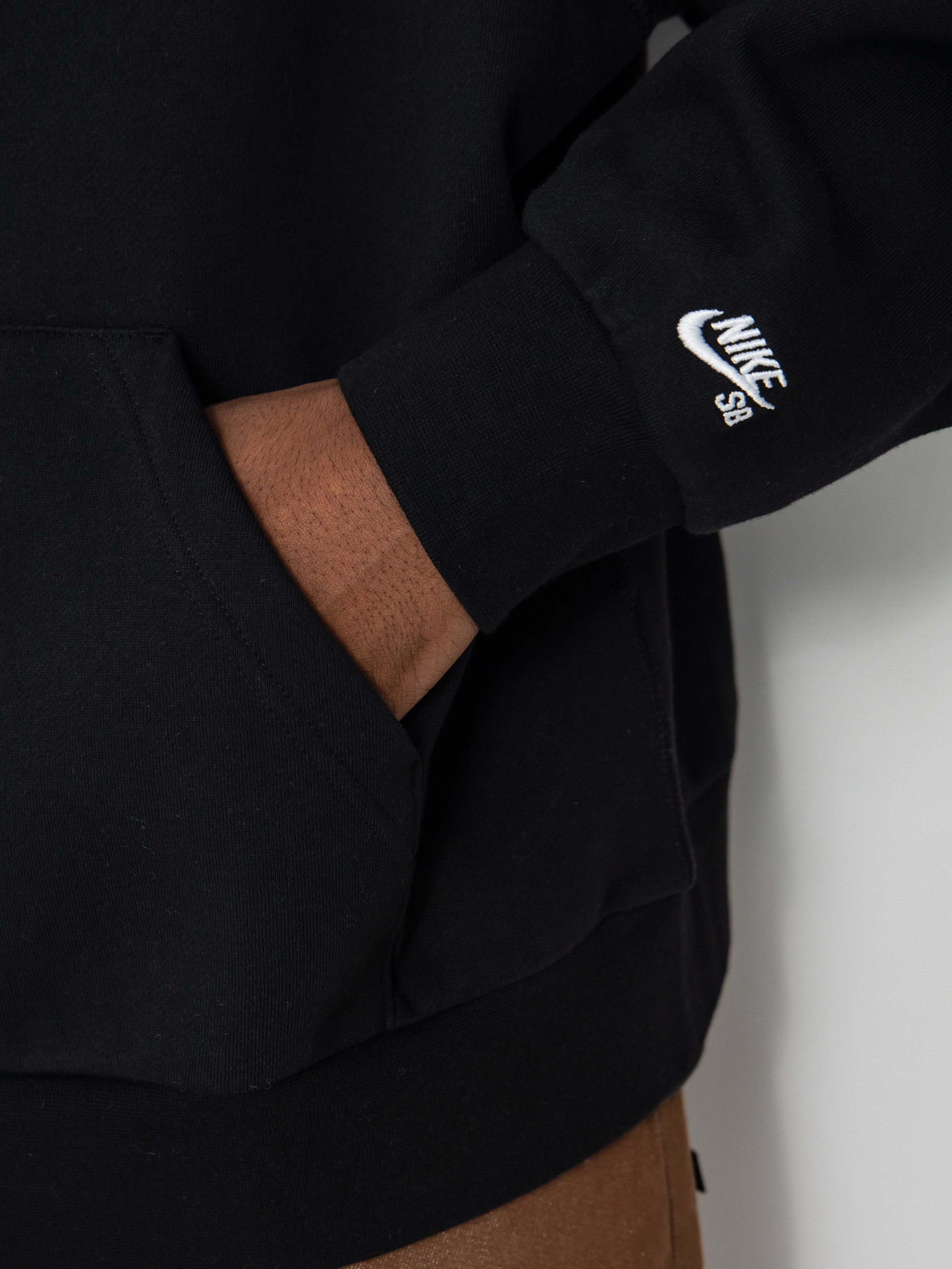 Mikina s kapucí Nike SB Gfx 2 ZHD (black/white)