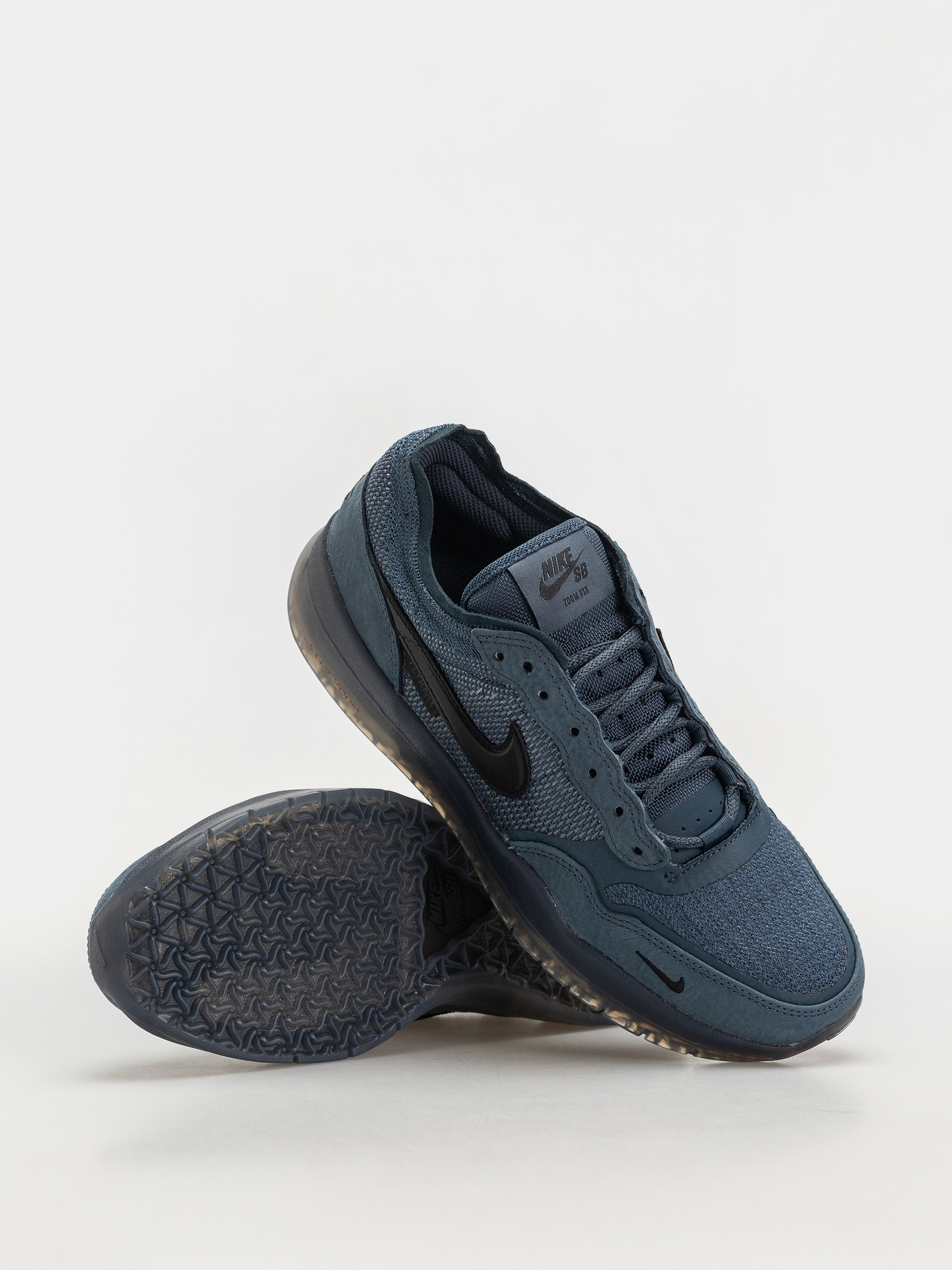 Boty Nike SB PS8 (squadron blue/black squadron blue)