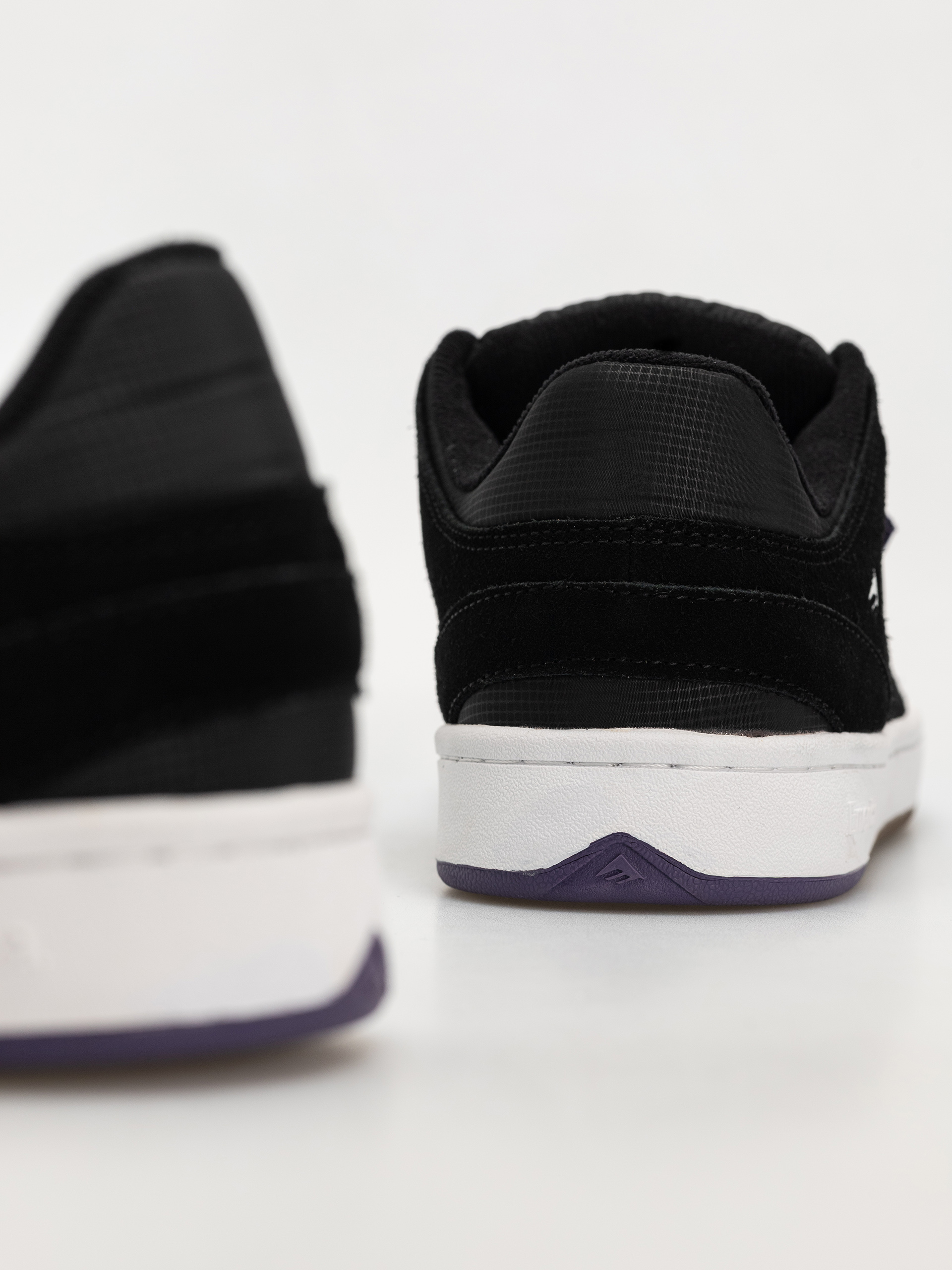 Boty Emerica Mute (black/white/gum)