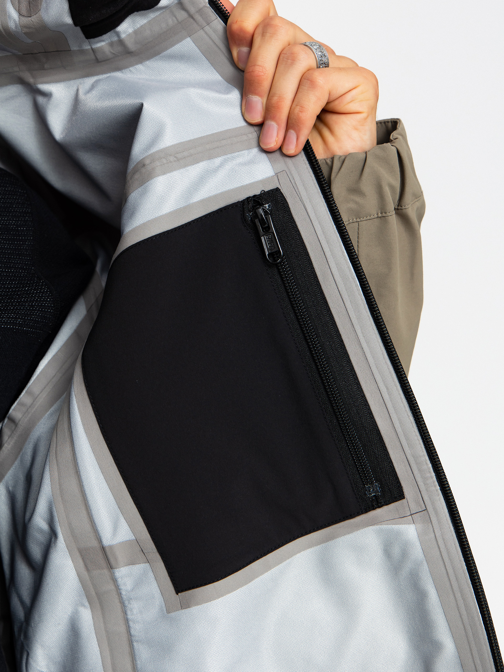 Pánská Snowboardová bunda Vans Hi Country 3L 2.0 (mountain essentials bungee cord)