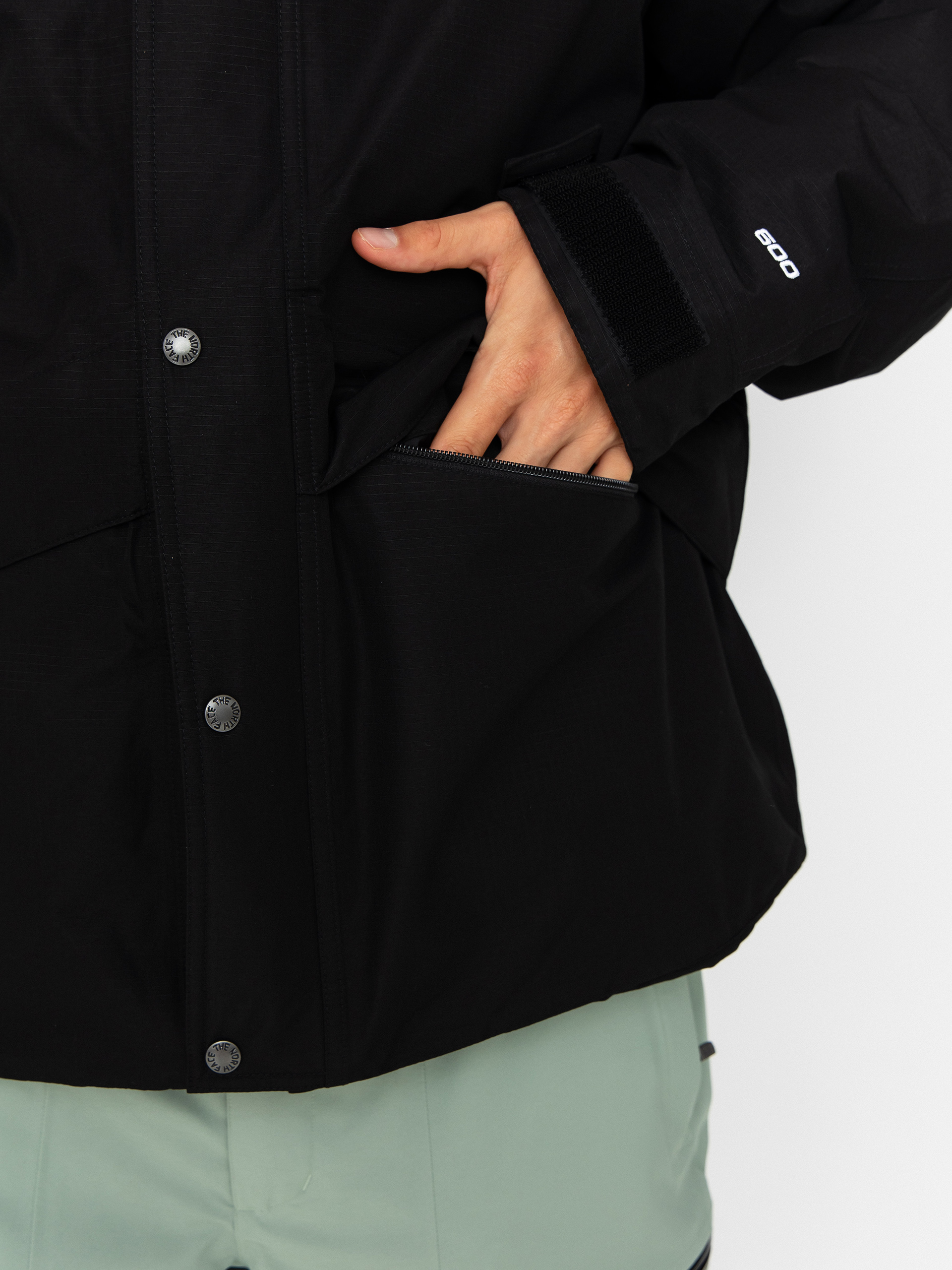 Bunda The North Face Mountain Down (tnf black)