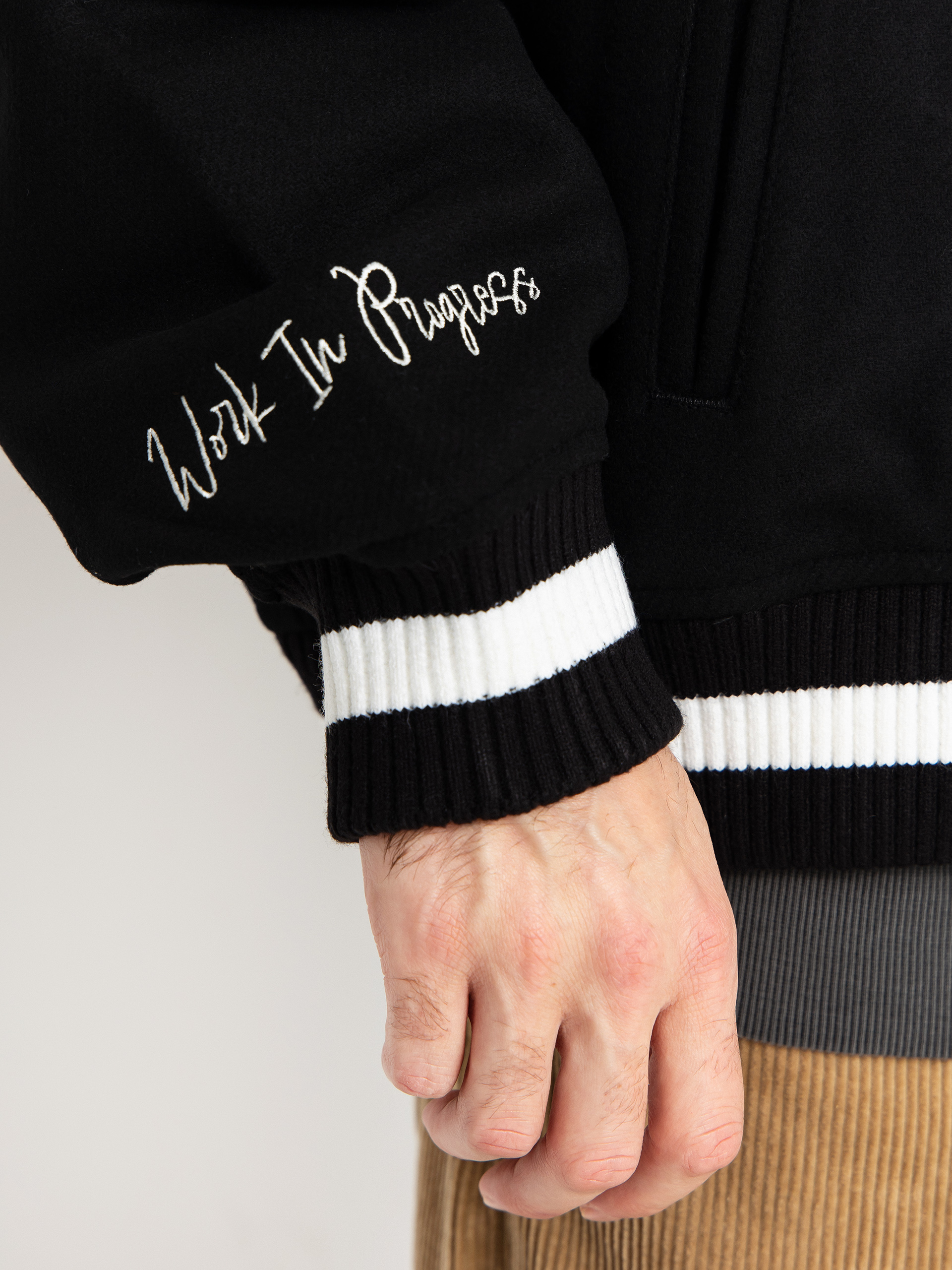 Bunda Carhartt WIP World Class Varsity (black)