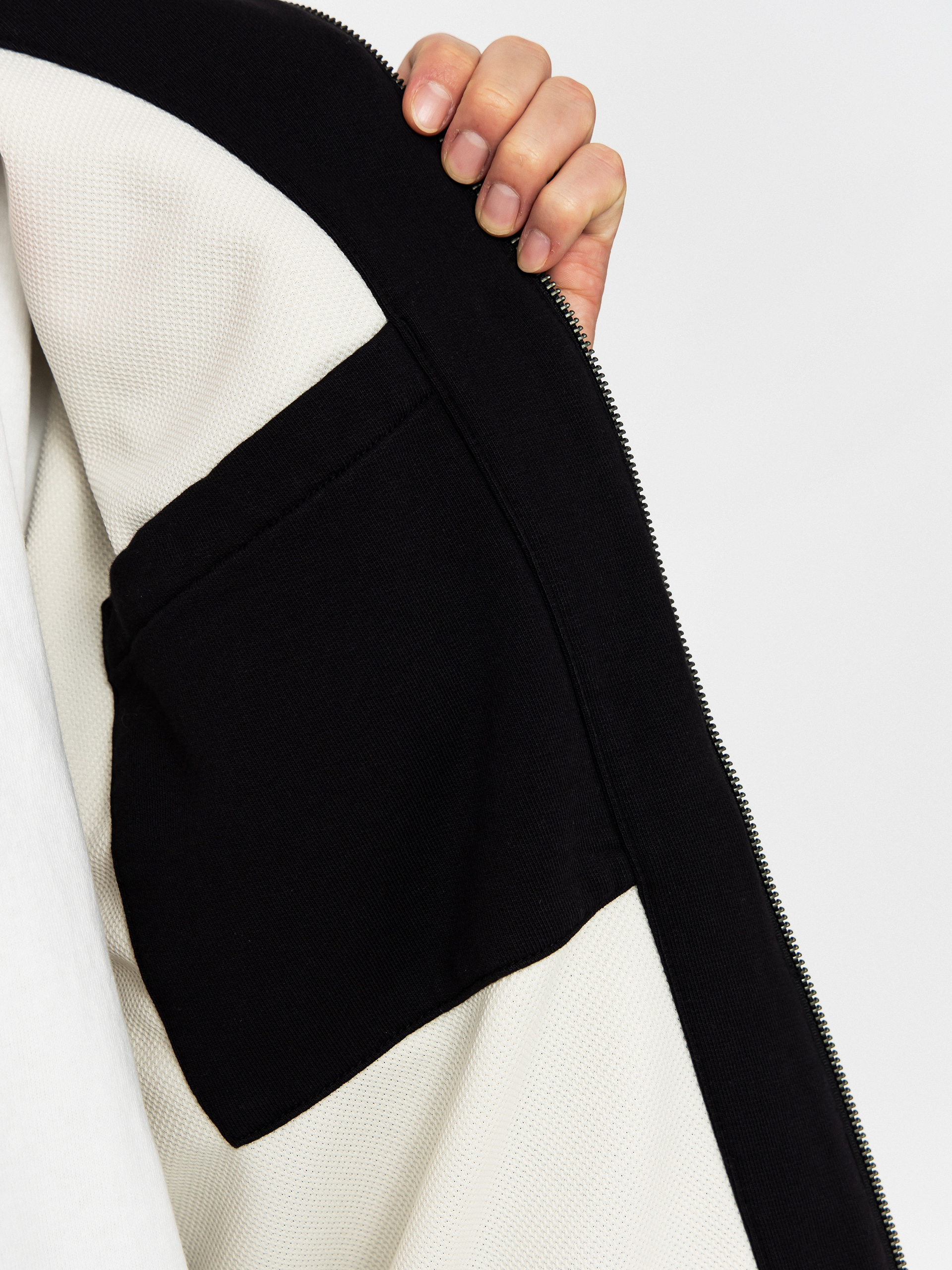 Bunda Carhartt WIP Active (black/stone washed)