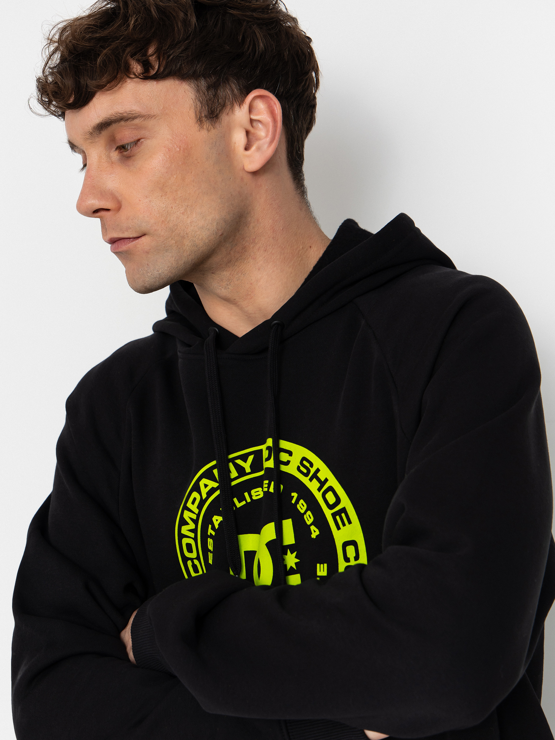 Mikina s kapucí DC Corpo Raglan HD (black)