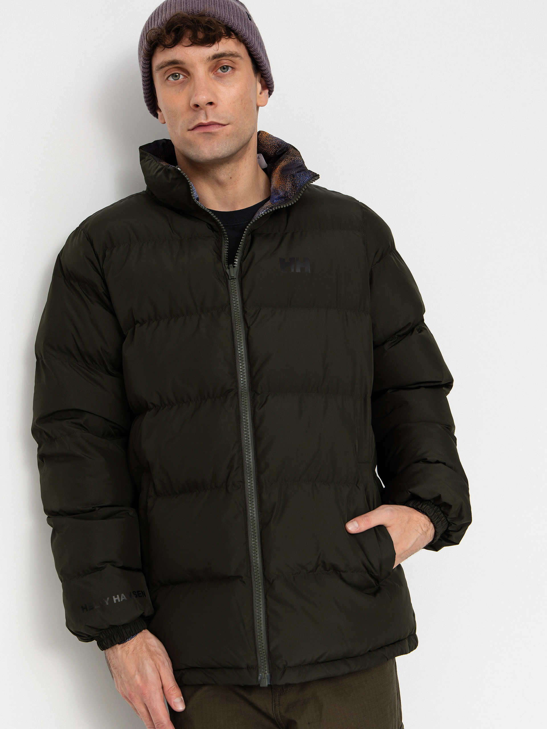 Bunda Helly Hansen Yu 23 Reversible Puffer (dark utility)