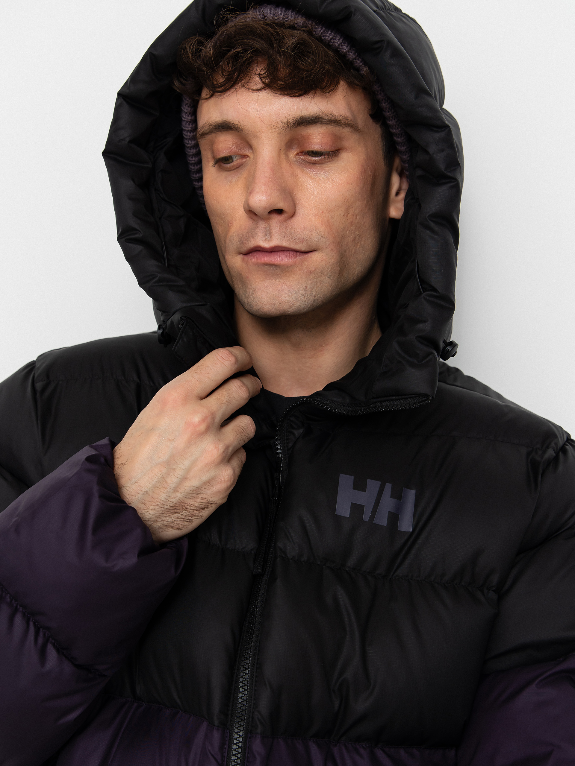 Bunda Helly Hansen Active Puffy (black grape)