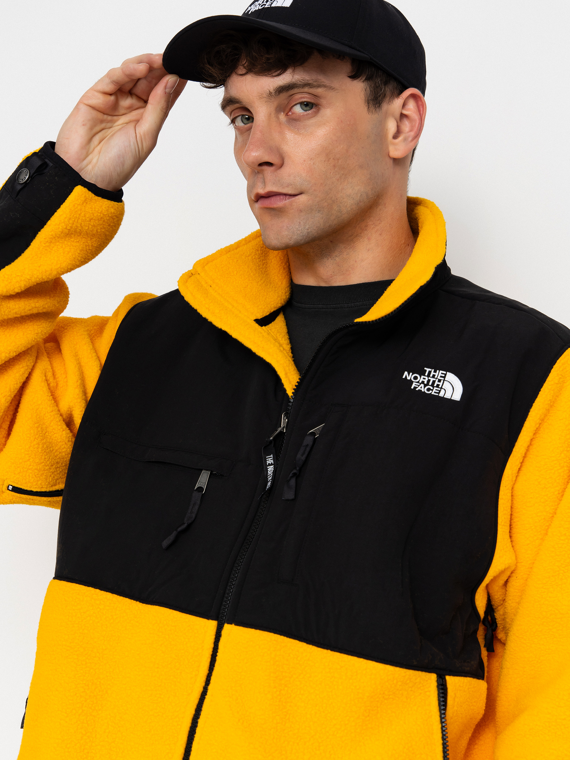 Bunda The North Face Retro Denali (summit gold/tnf black)