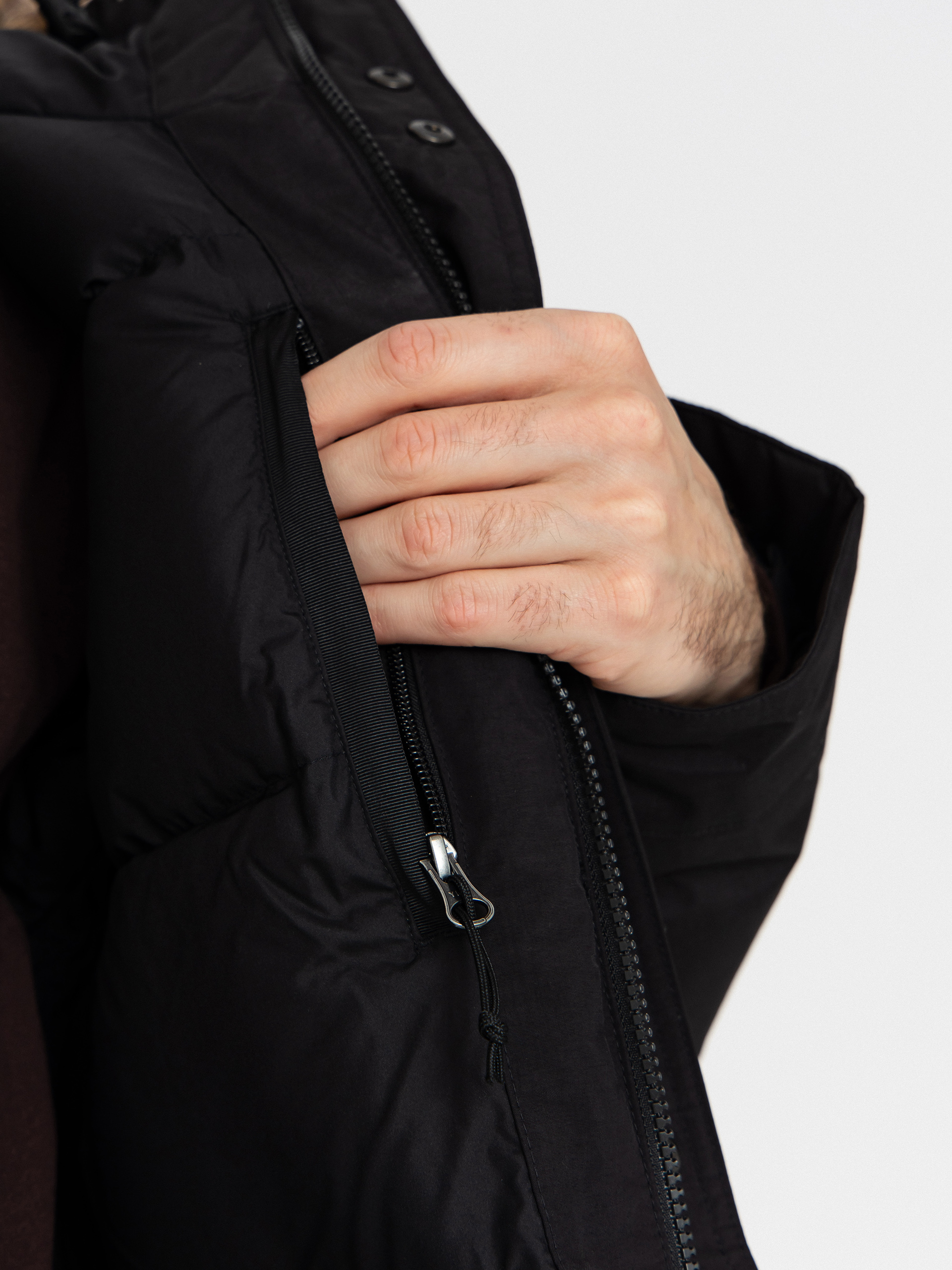 Bunda The North Face McMurdo Parka (tnf black/tnf black)