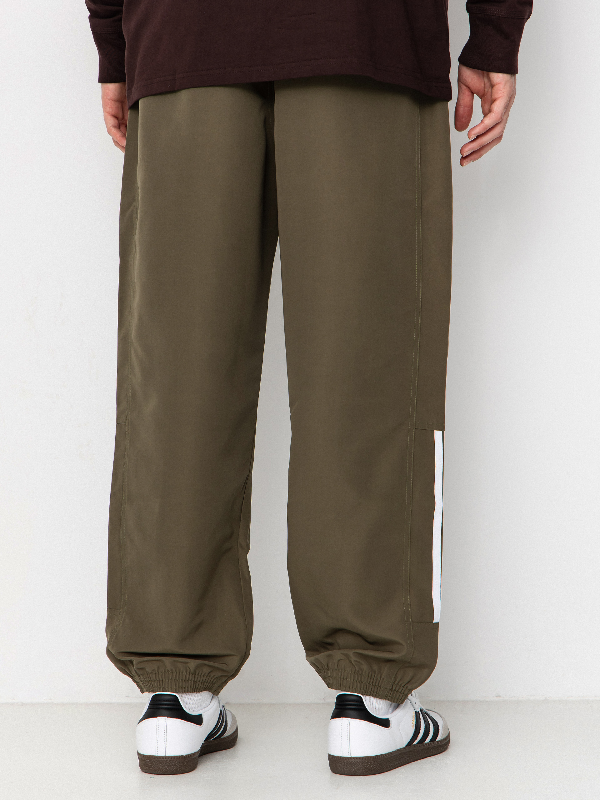 Kalhoty adidas Gatsele (olistr/white)