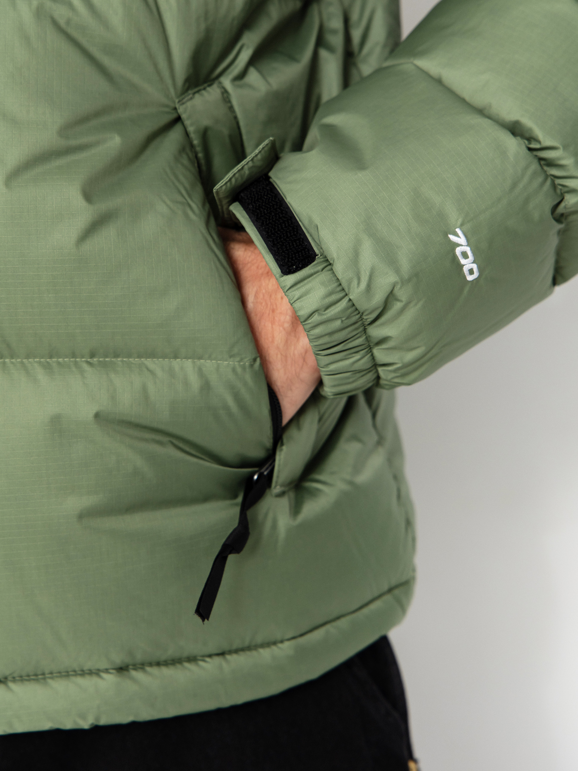 Bunda The North Face 1996 Retro Nuptse (bark mist)