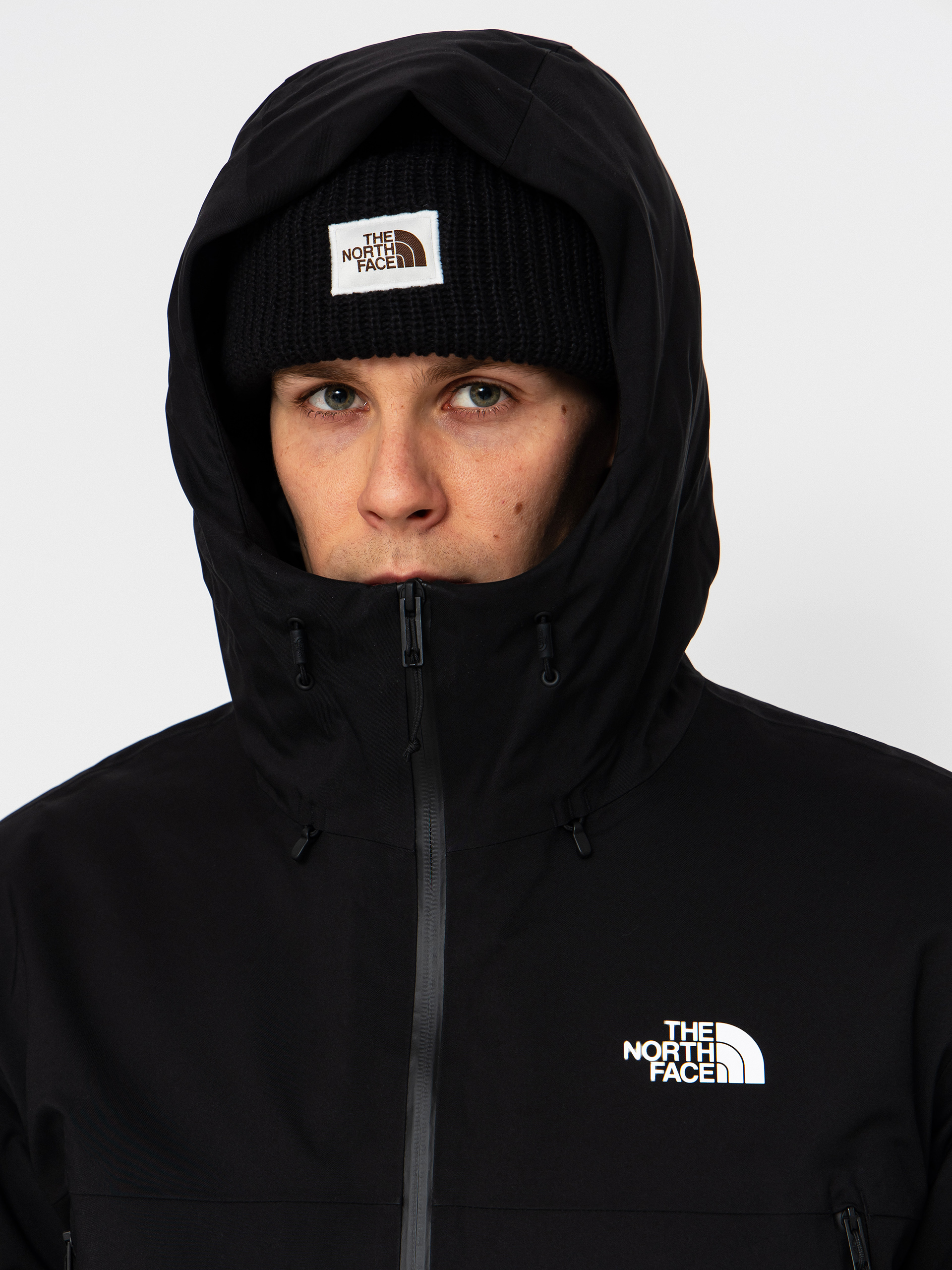 Bunda The North Face Range Down Hooded (tnf black/tnf black)