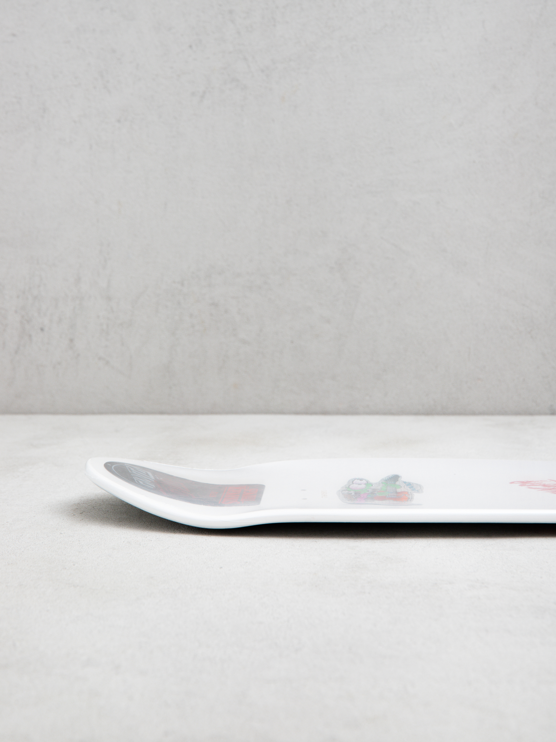 Deska Santa Cruz X Stranger Things Meek Slasher Eddie Reveal