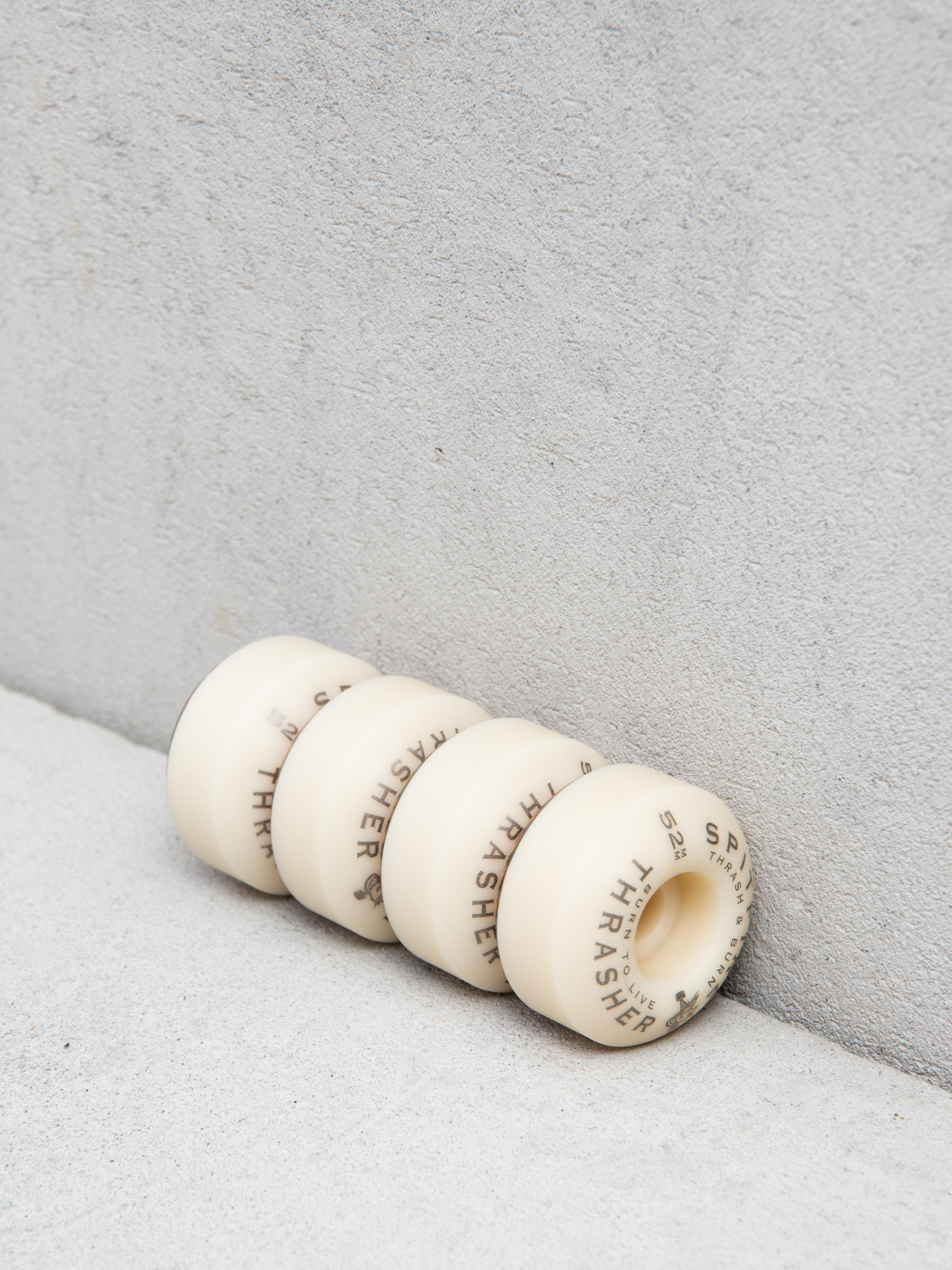 Kolečka Spitfire X Thrasher Classic Flame F4 99D Classic (natural)